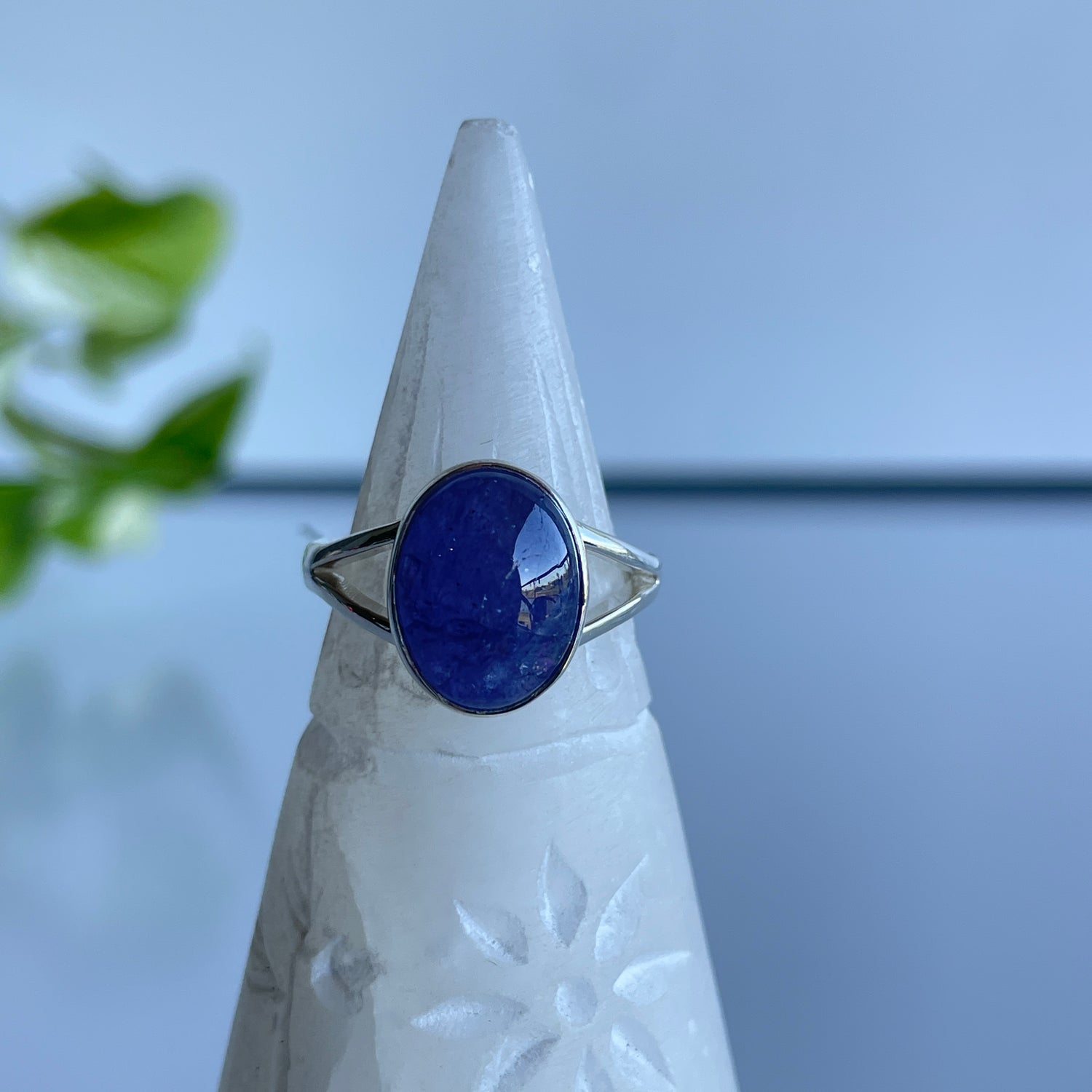 Tanzanite Oval Ring Sz8