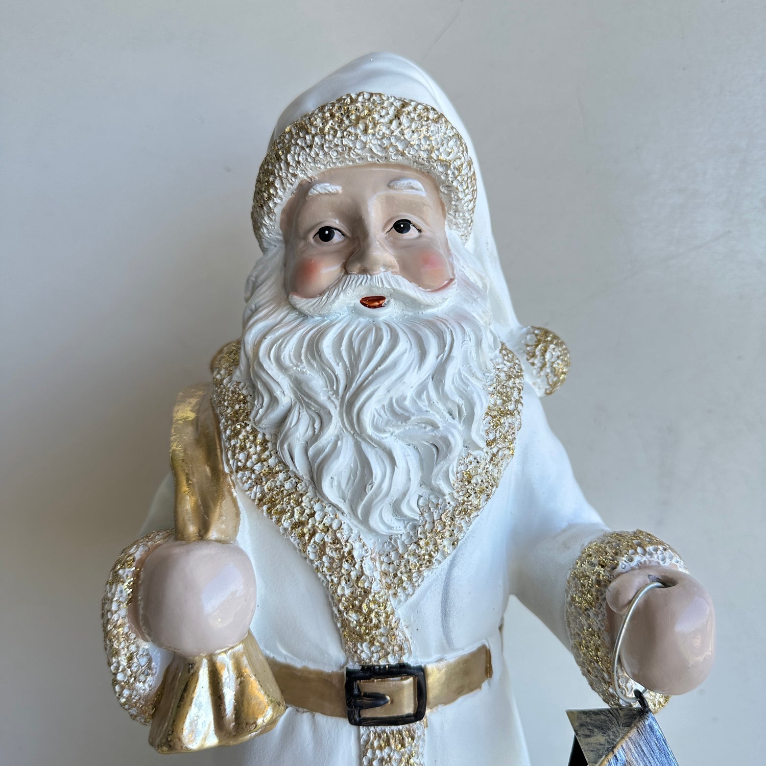 Santa With Lantern XM9958