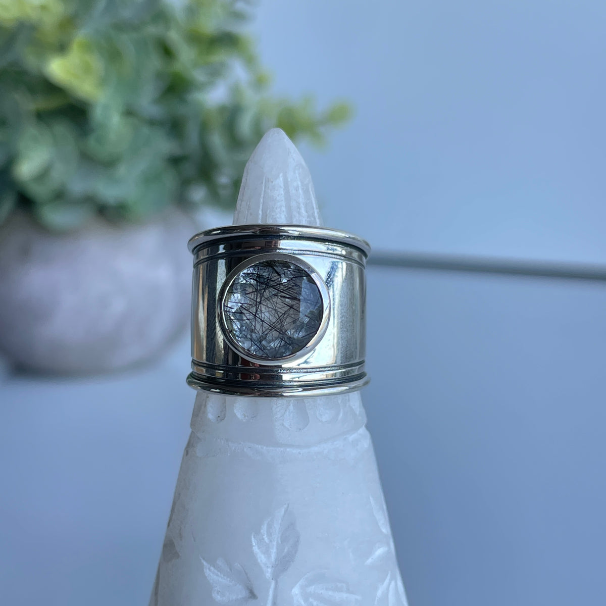 Tourmalinated Quartz Round Wide Ring Sz8