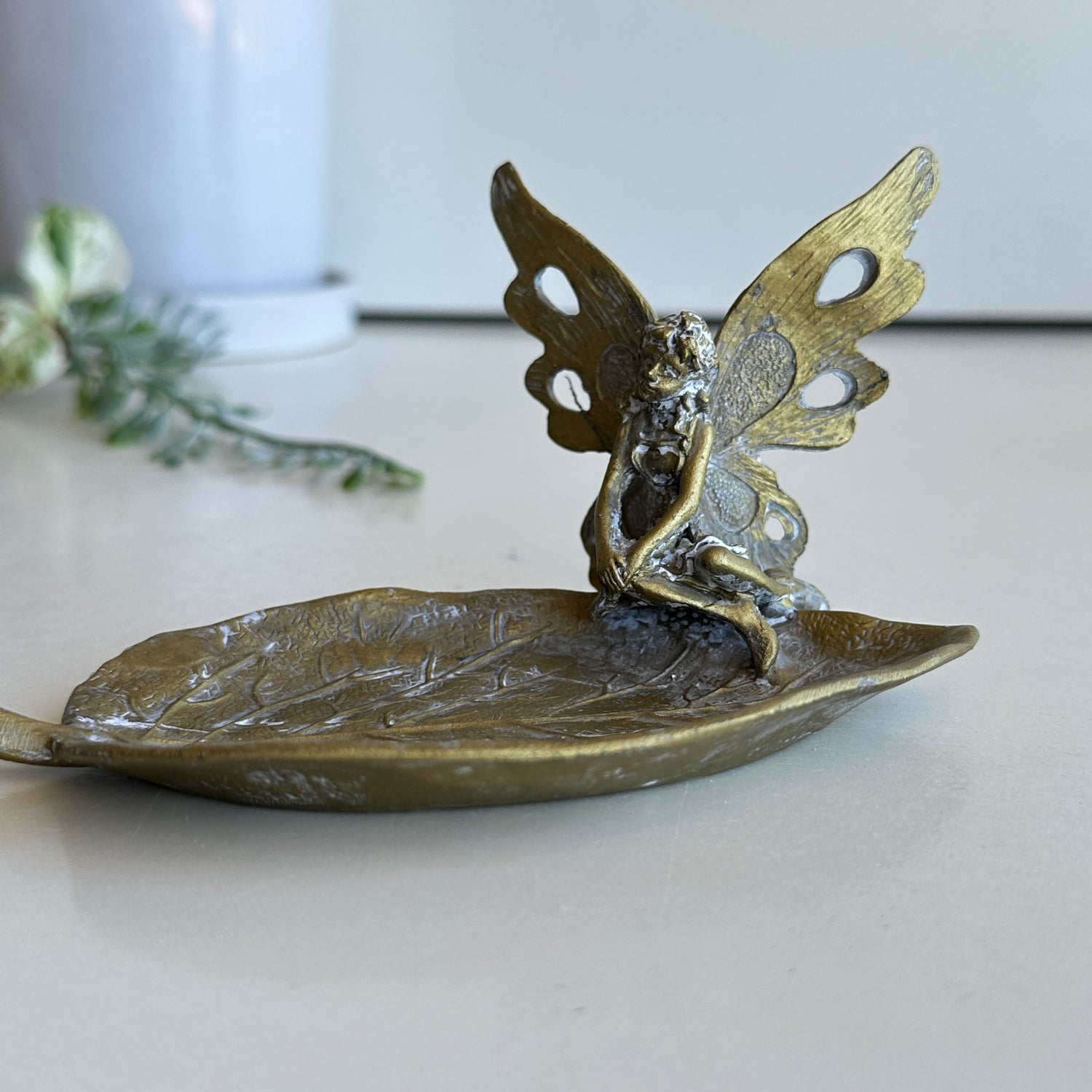 Fairy Trinket Dish Gold QA53896