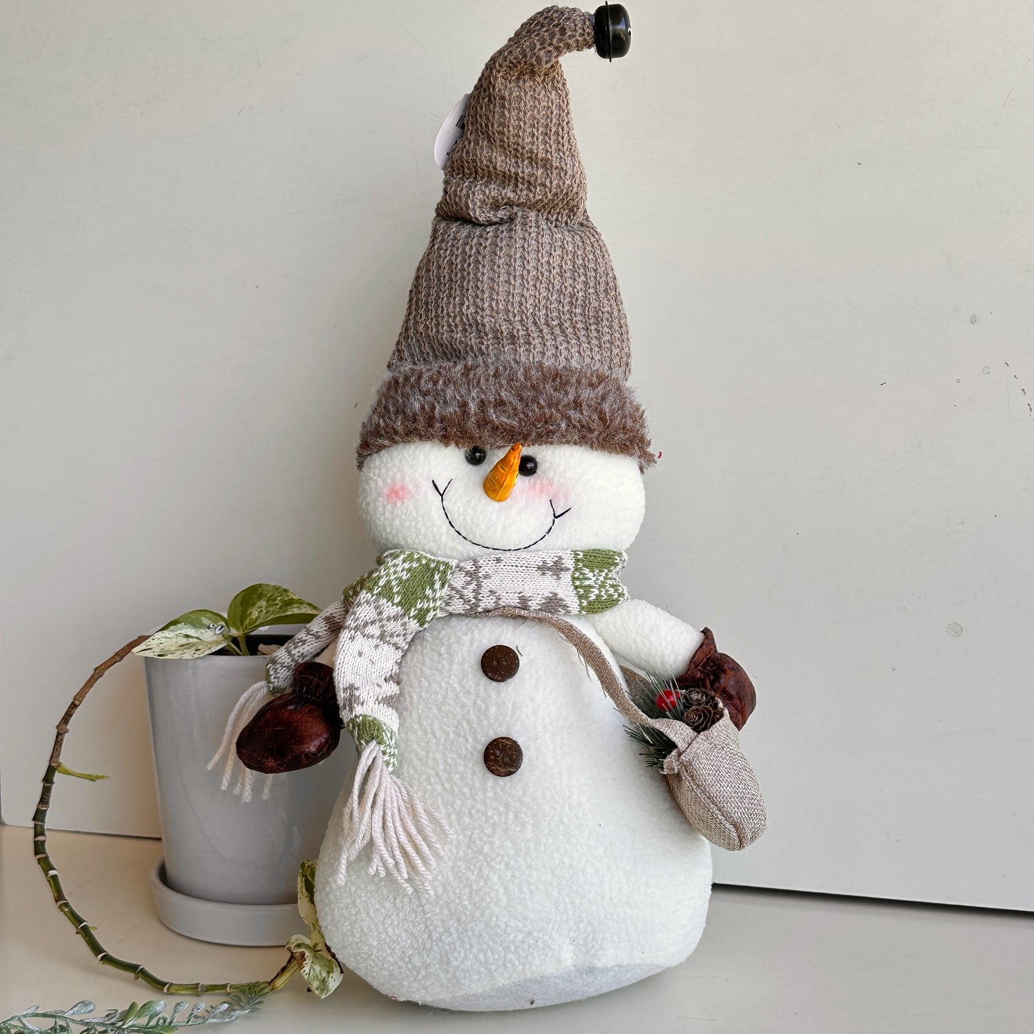 Snowman Plush With Satchel XX1021