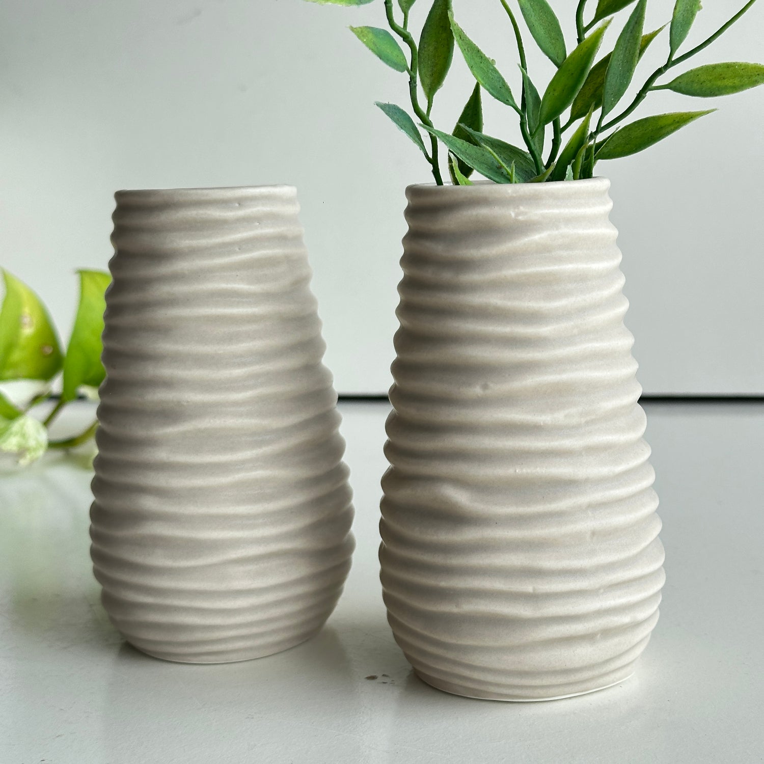 Beige Ripple Vase 12cm HDVACAS