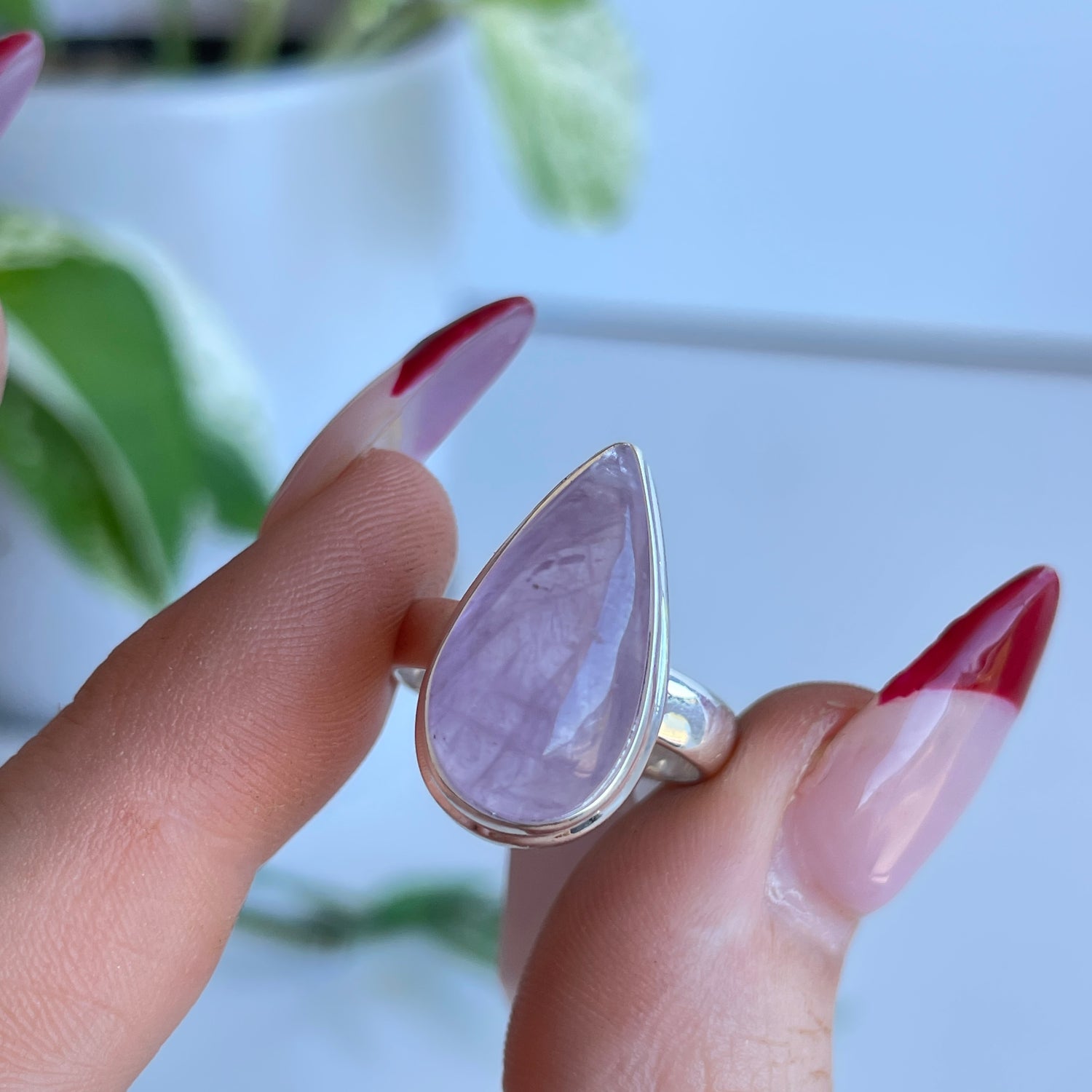 Kunzite Teardrop Ring Sz6