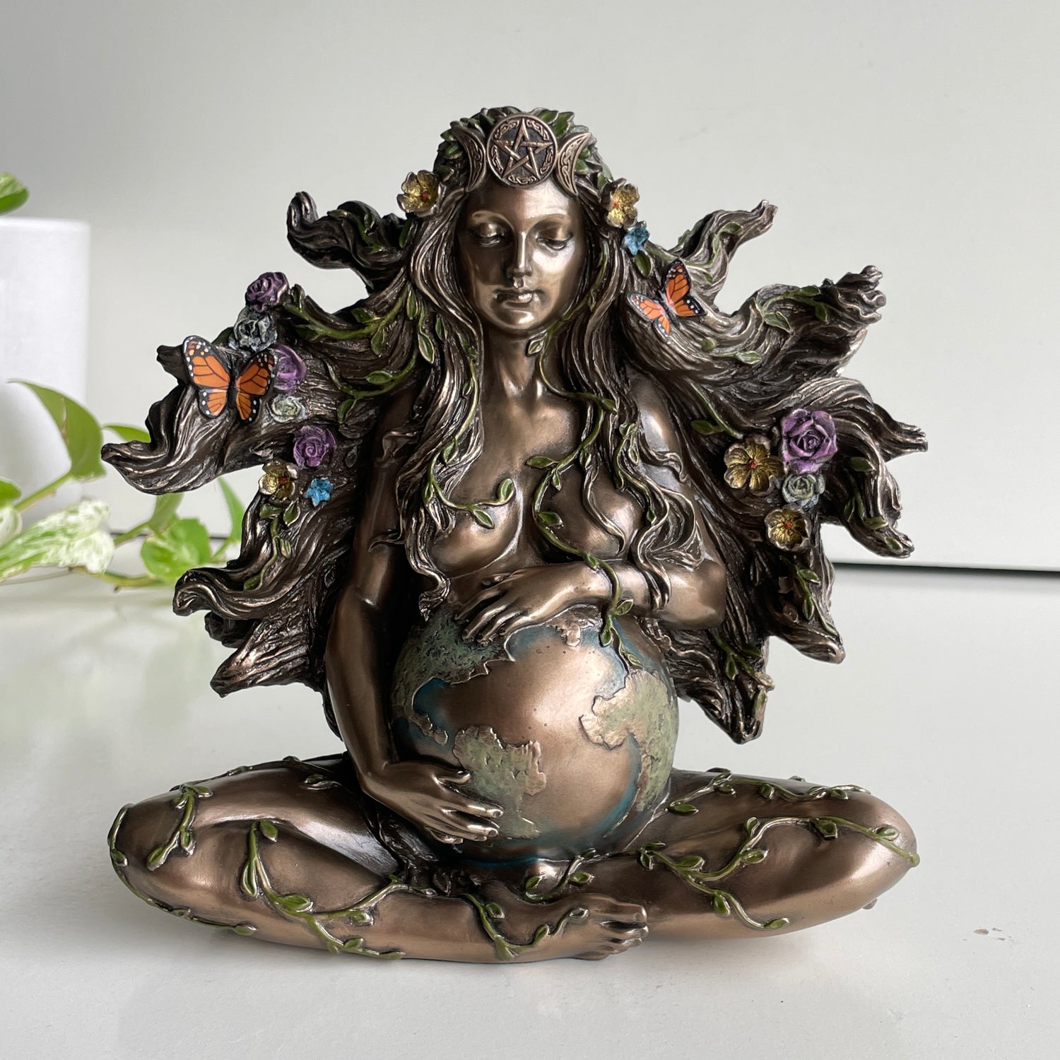 Gaia Mother Earth Statue C5095