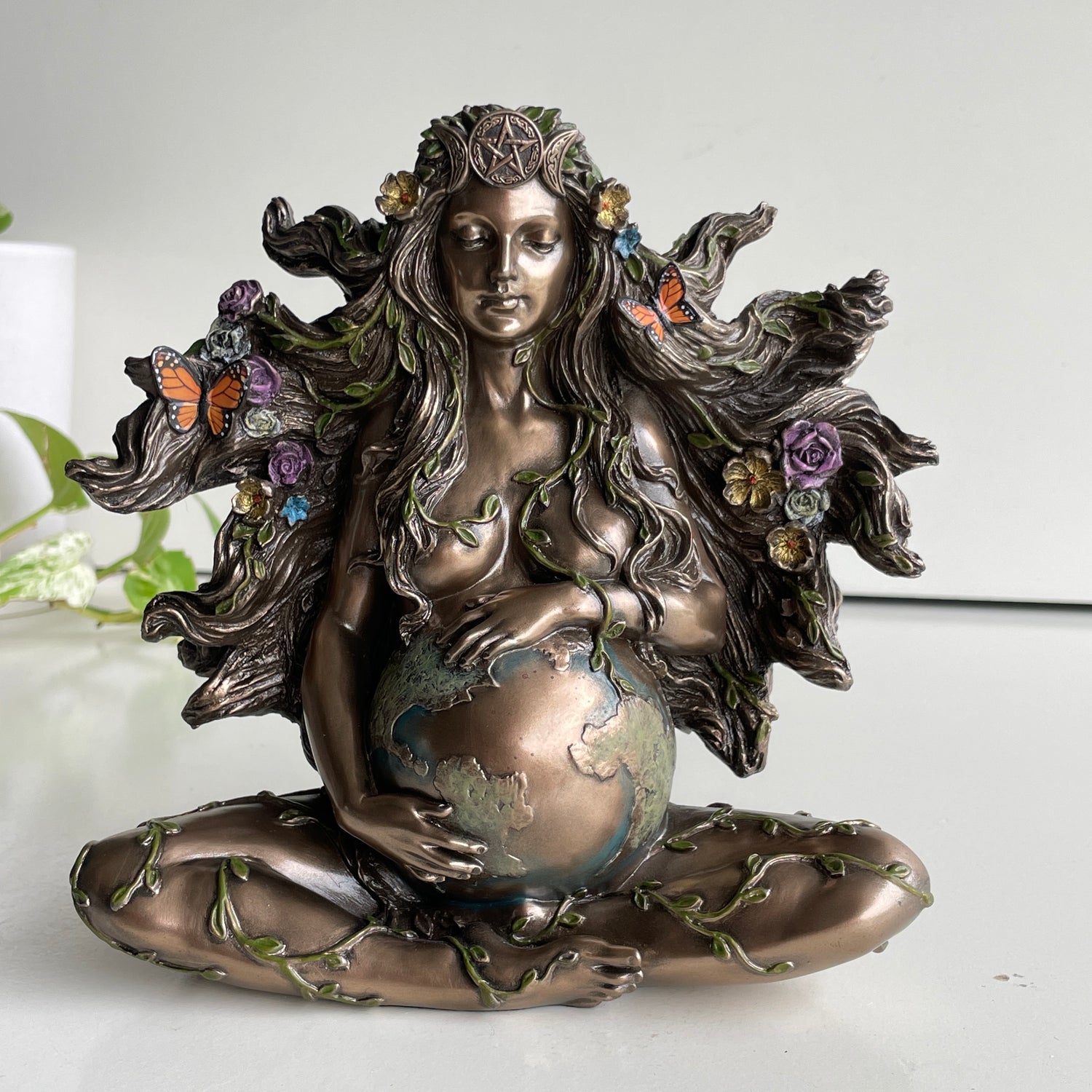 Gaia Mother Earth Statue C5095