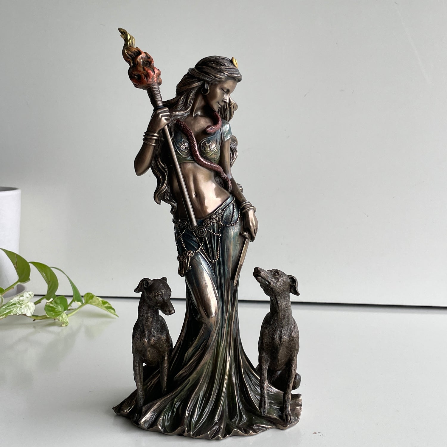 Hecate Statue C-5102