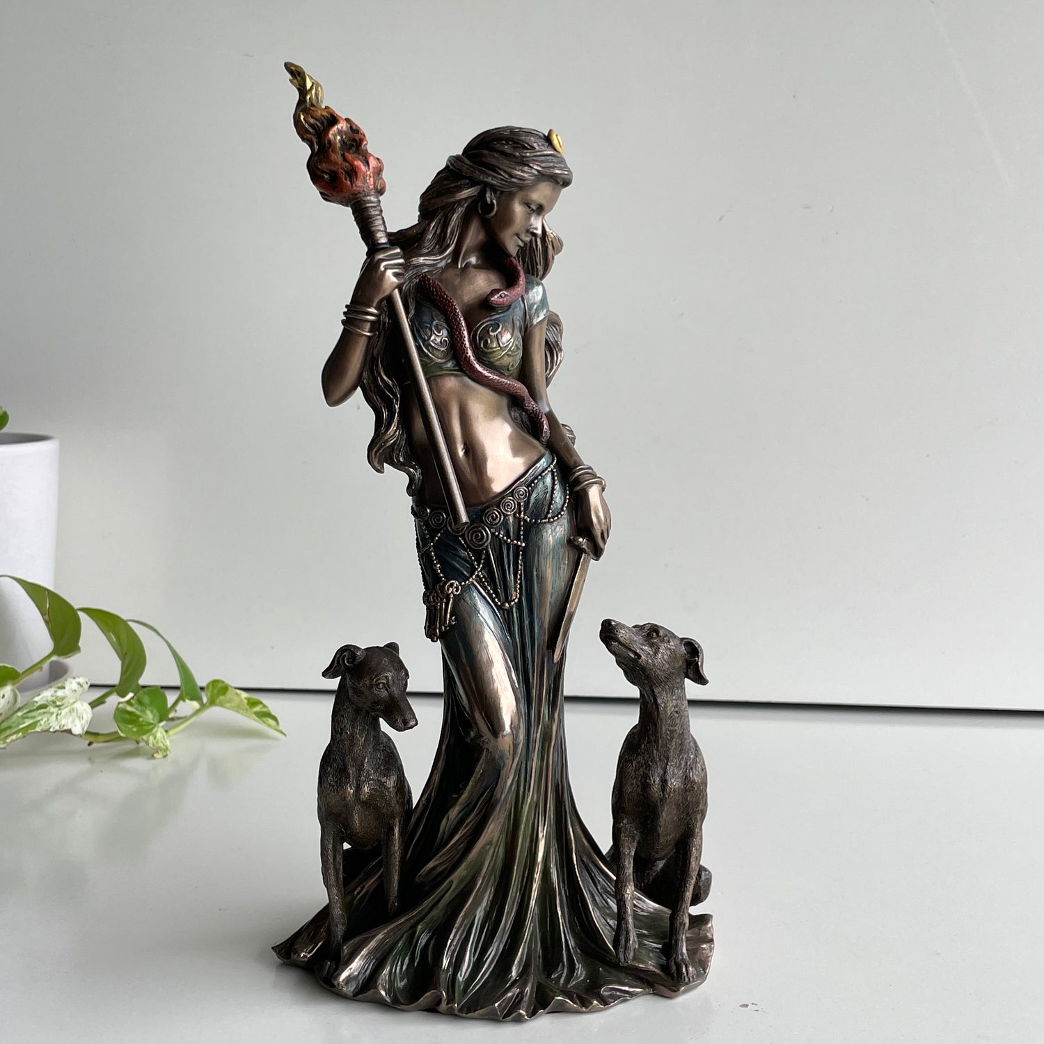 Hecate Statue C-5102