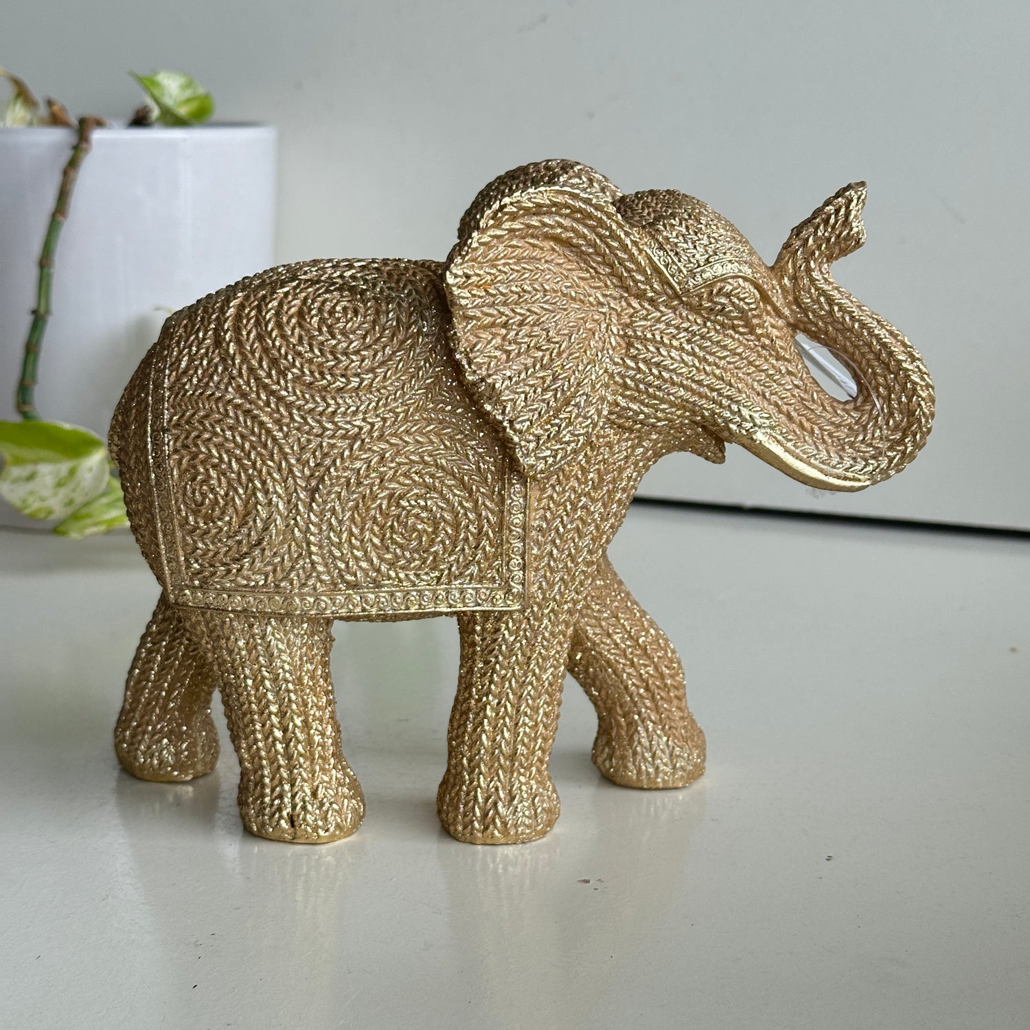 Gold Elephant 20cm