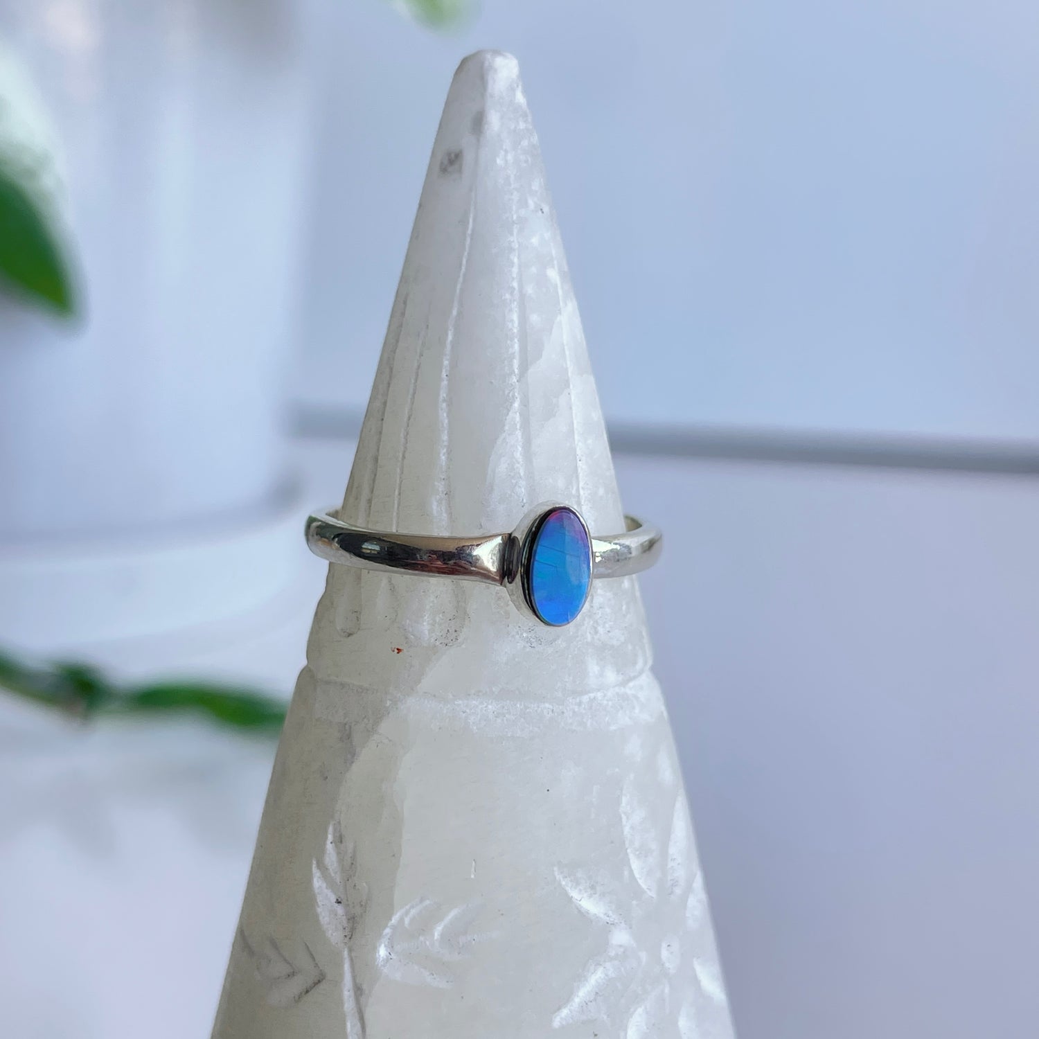 Australian Opal Oval Ring Sz8