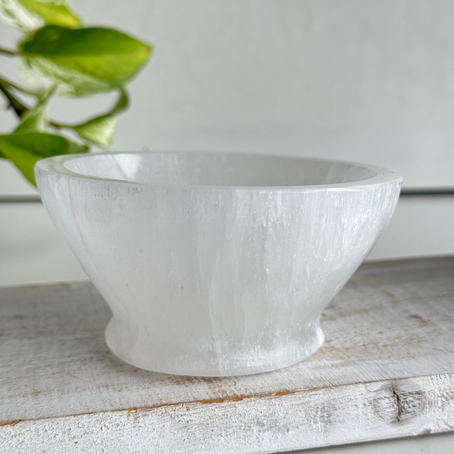 Selenite 10cm round Bowl With Base