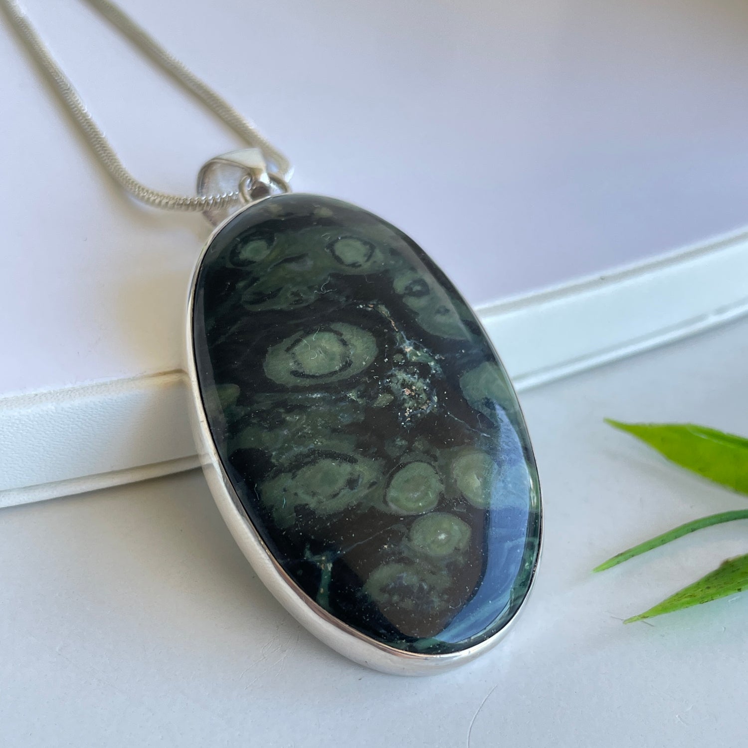 Kambaba Oval Pendant 004