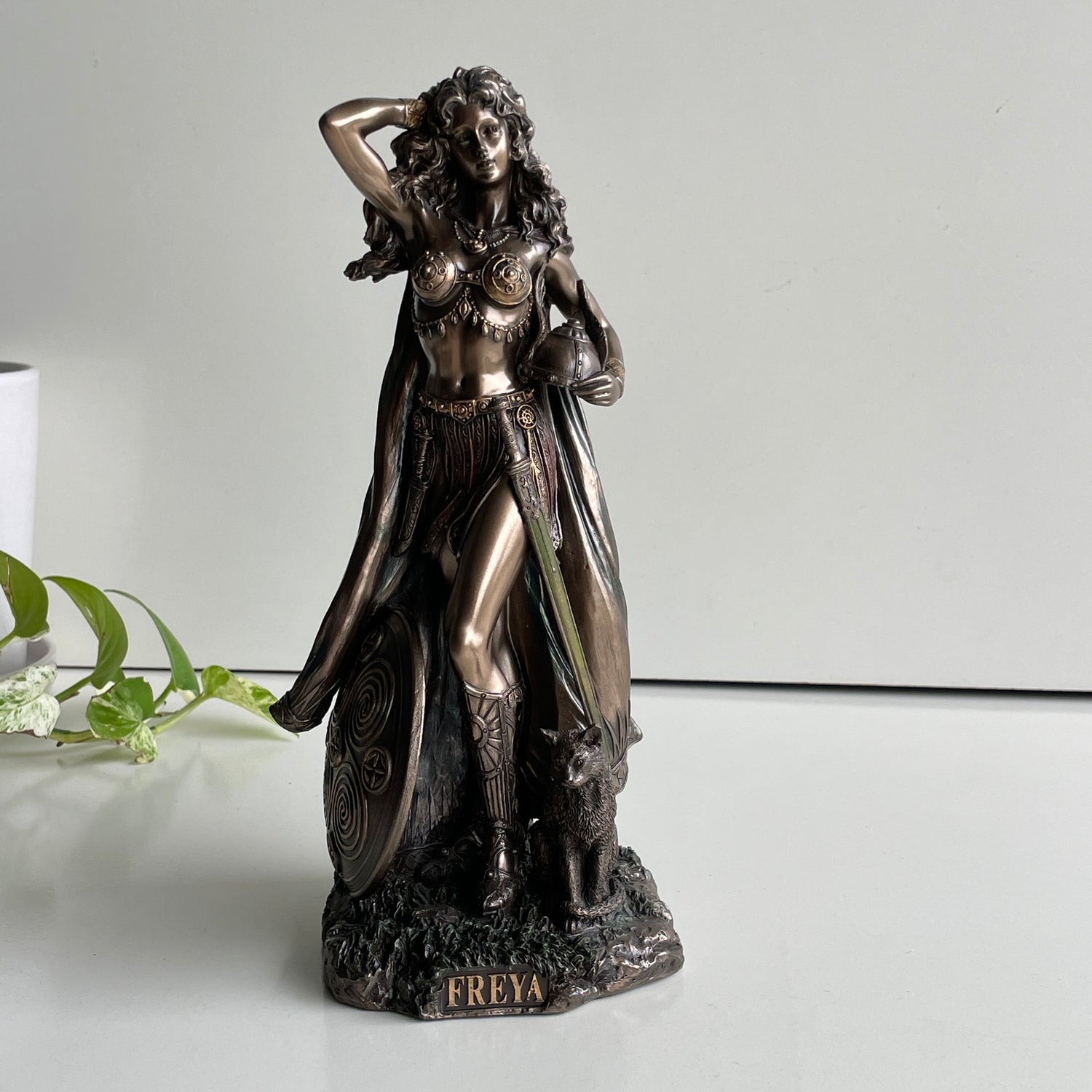 Freya Statue C5019