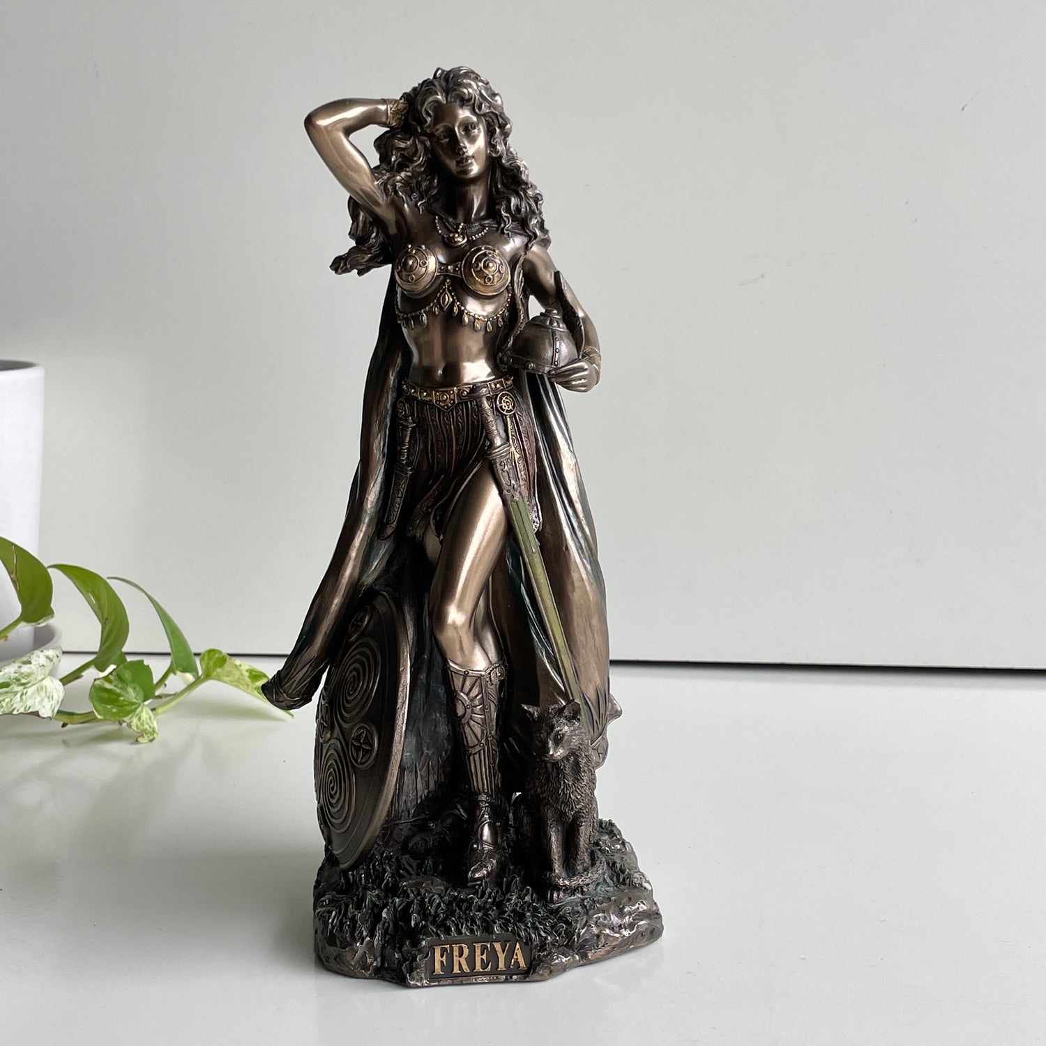 Freya Statue C5019