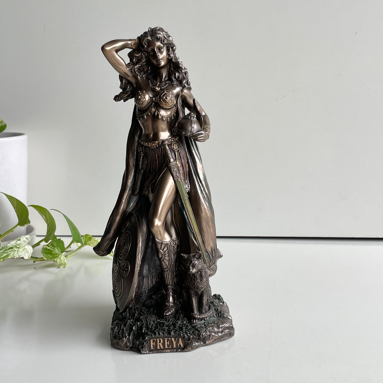 Freya Statue C5019