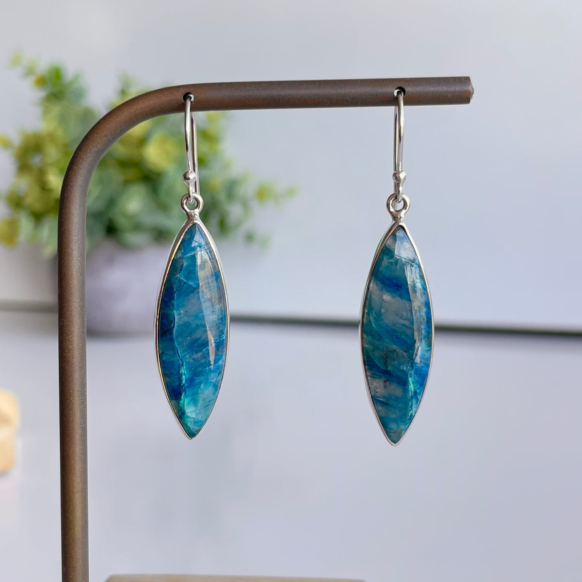 Quantum Quattro Marquise Earrings
