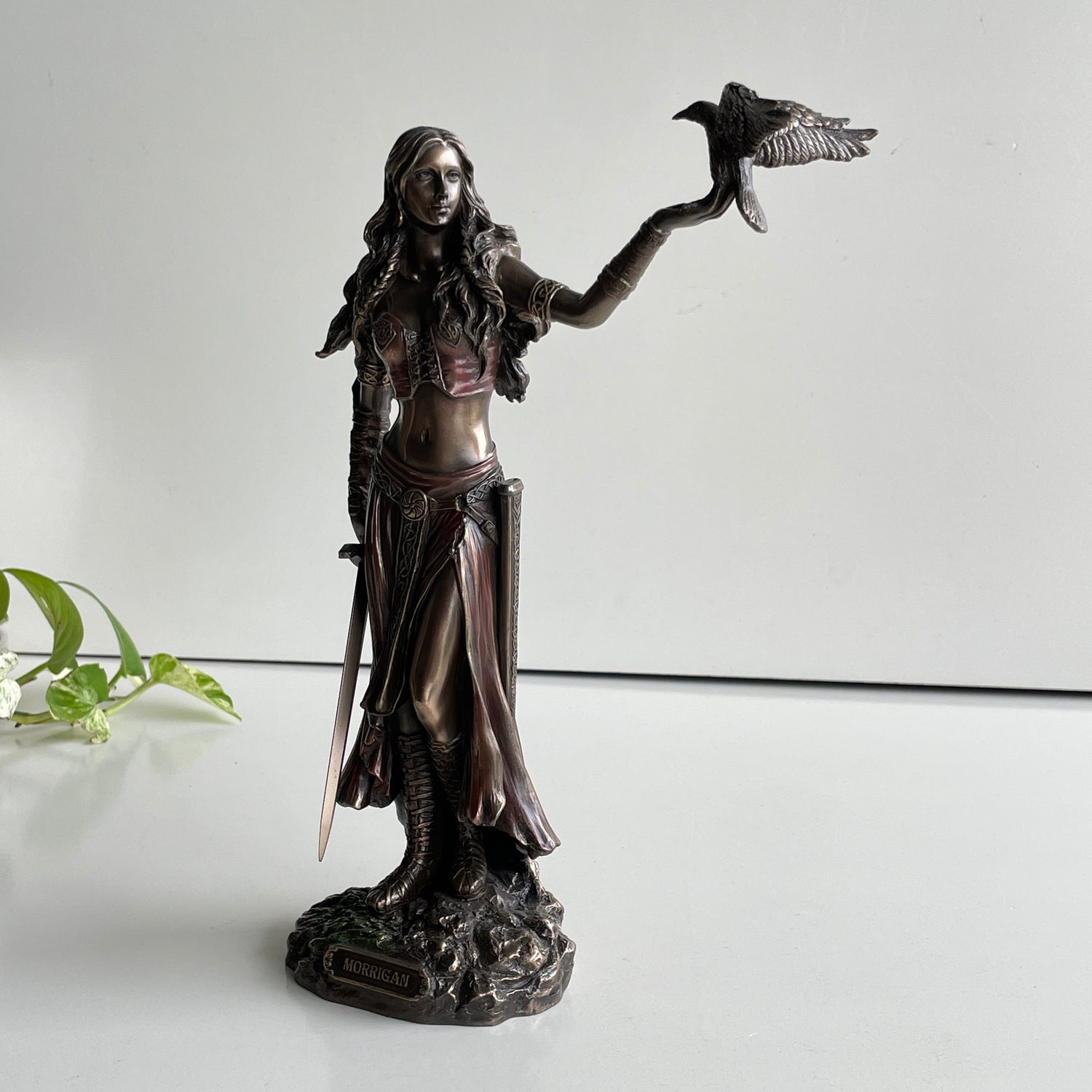 Morrigan Statue C5090