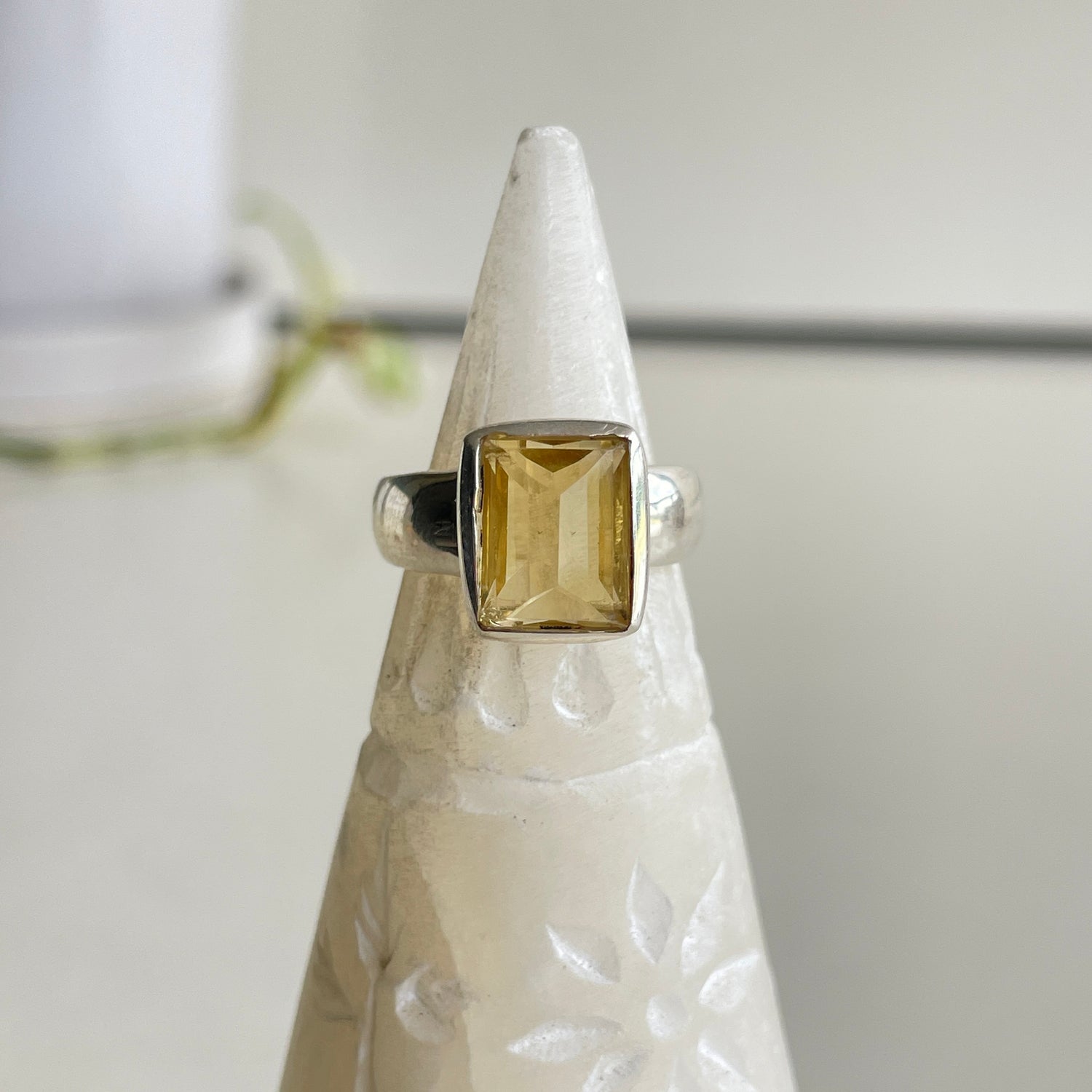 Citrine Rectangle Ring Sz5