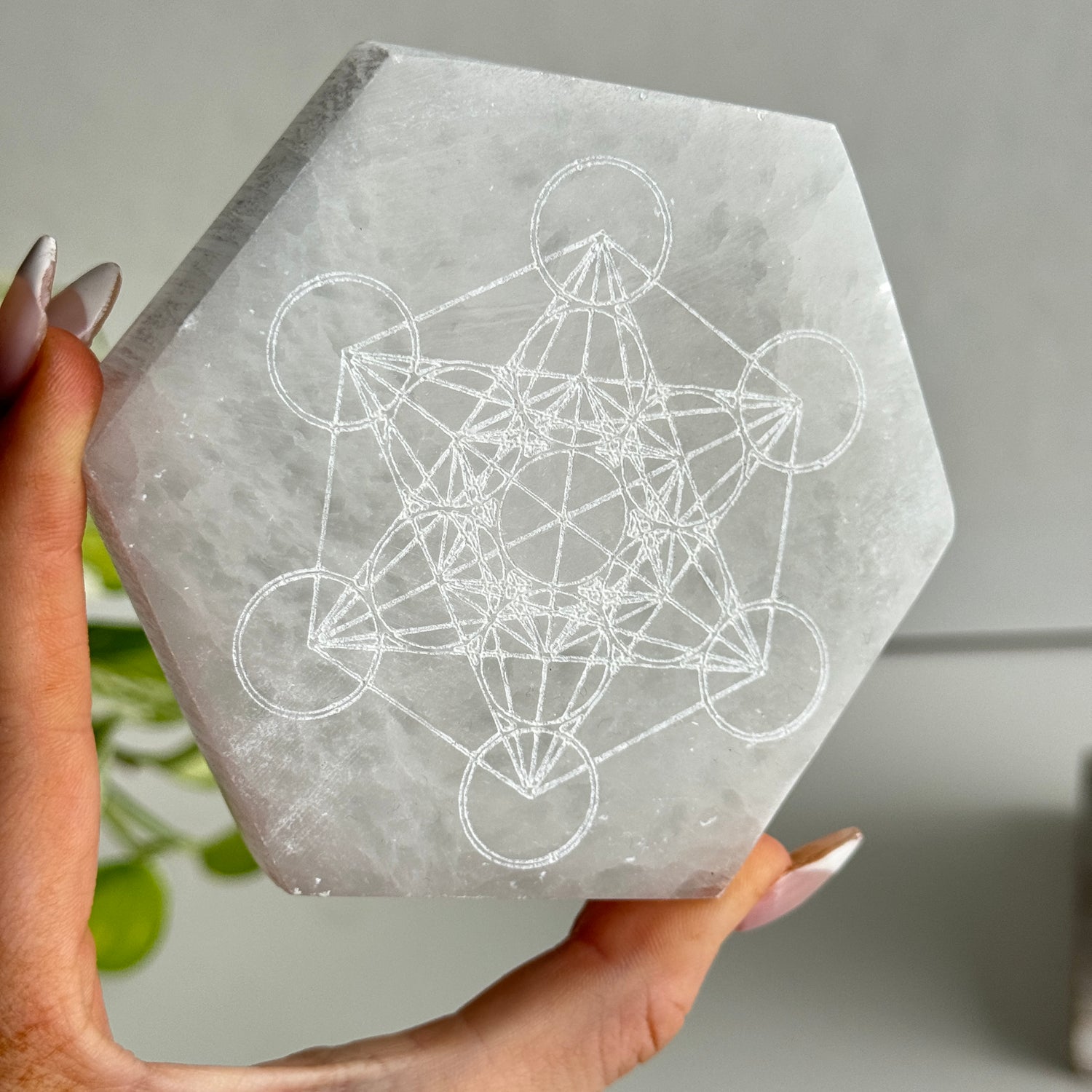 Selenite Hexagon Grid Plate