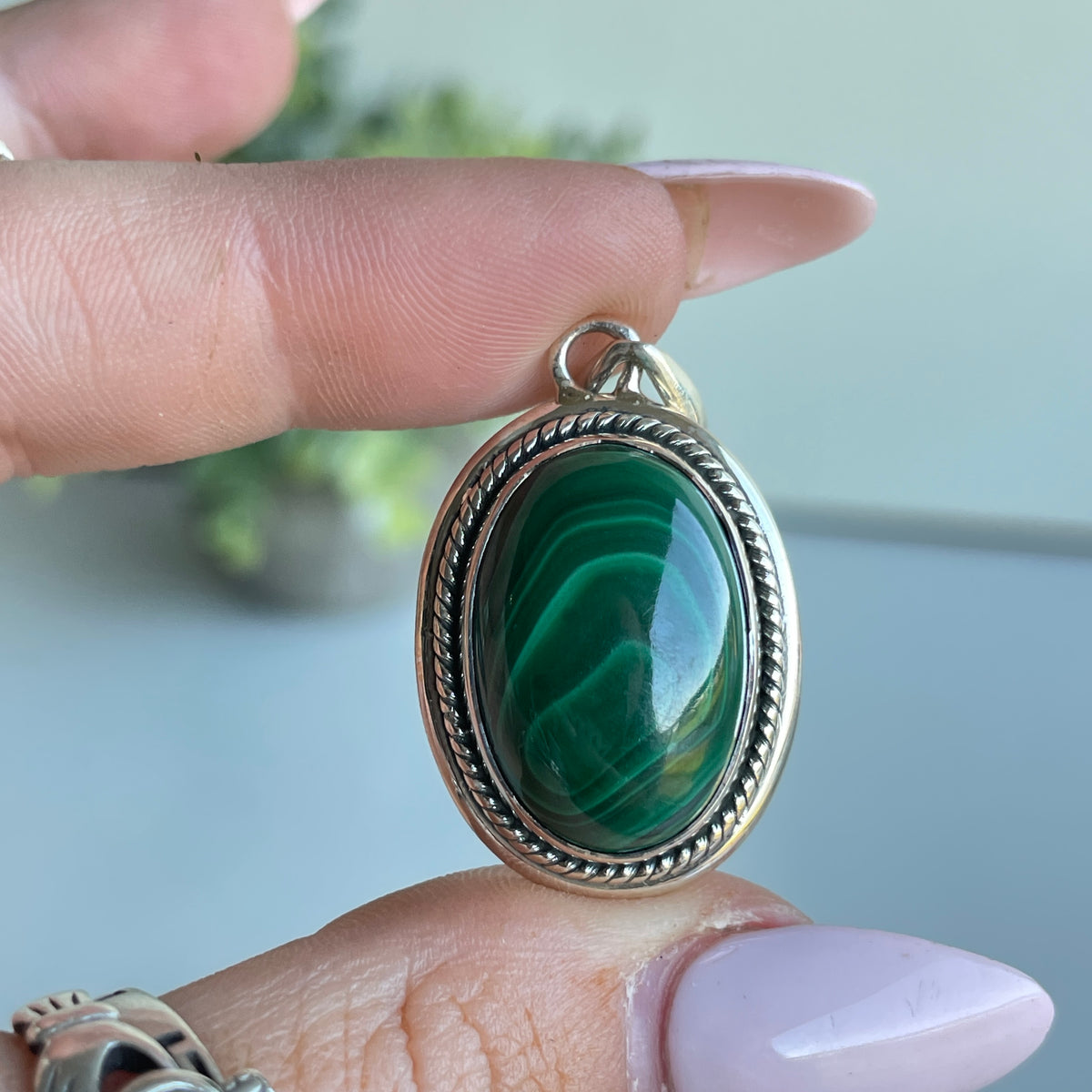 Malachite Oval Pendant