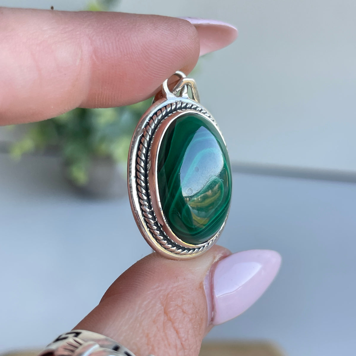 Malachite Oval Pendant
