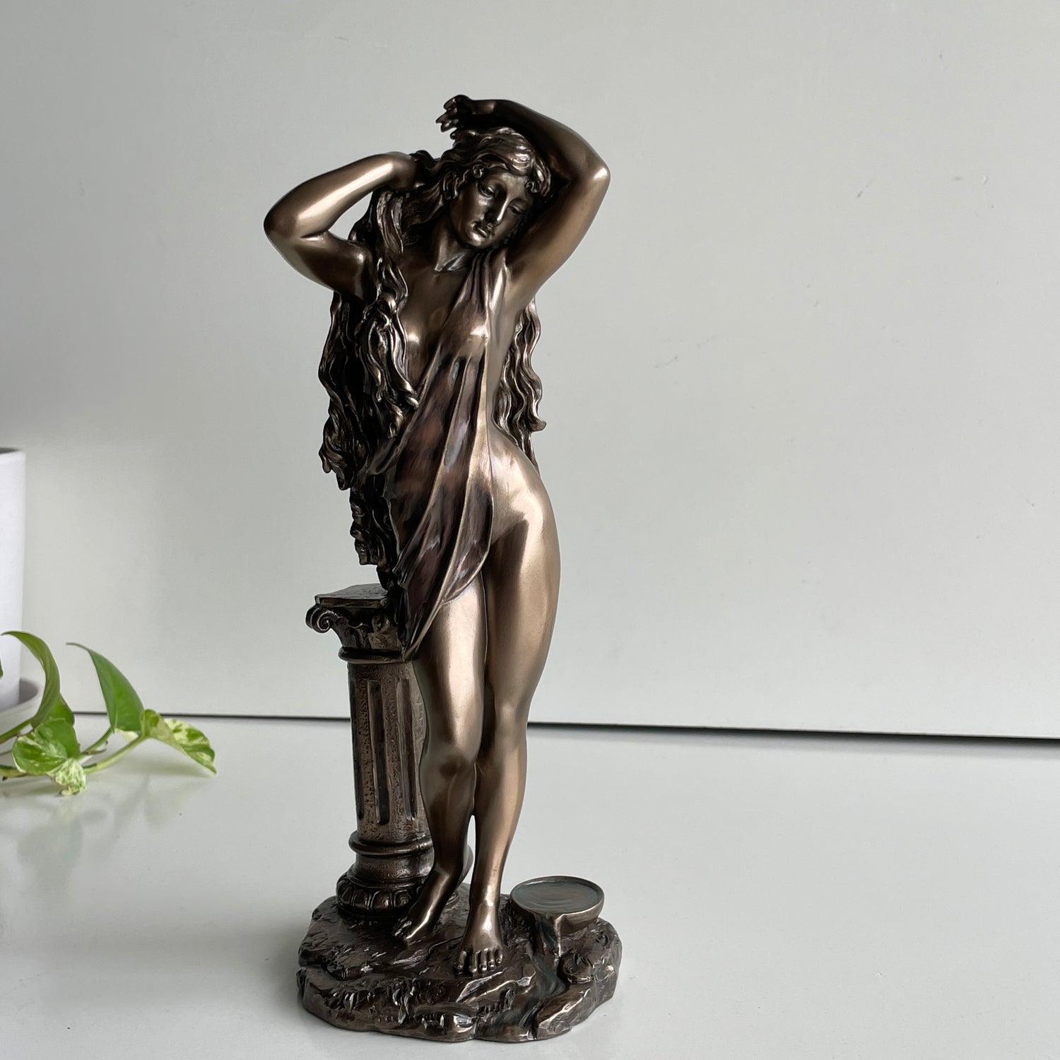 Aphrodite Statue C-548