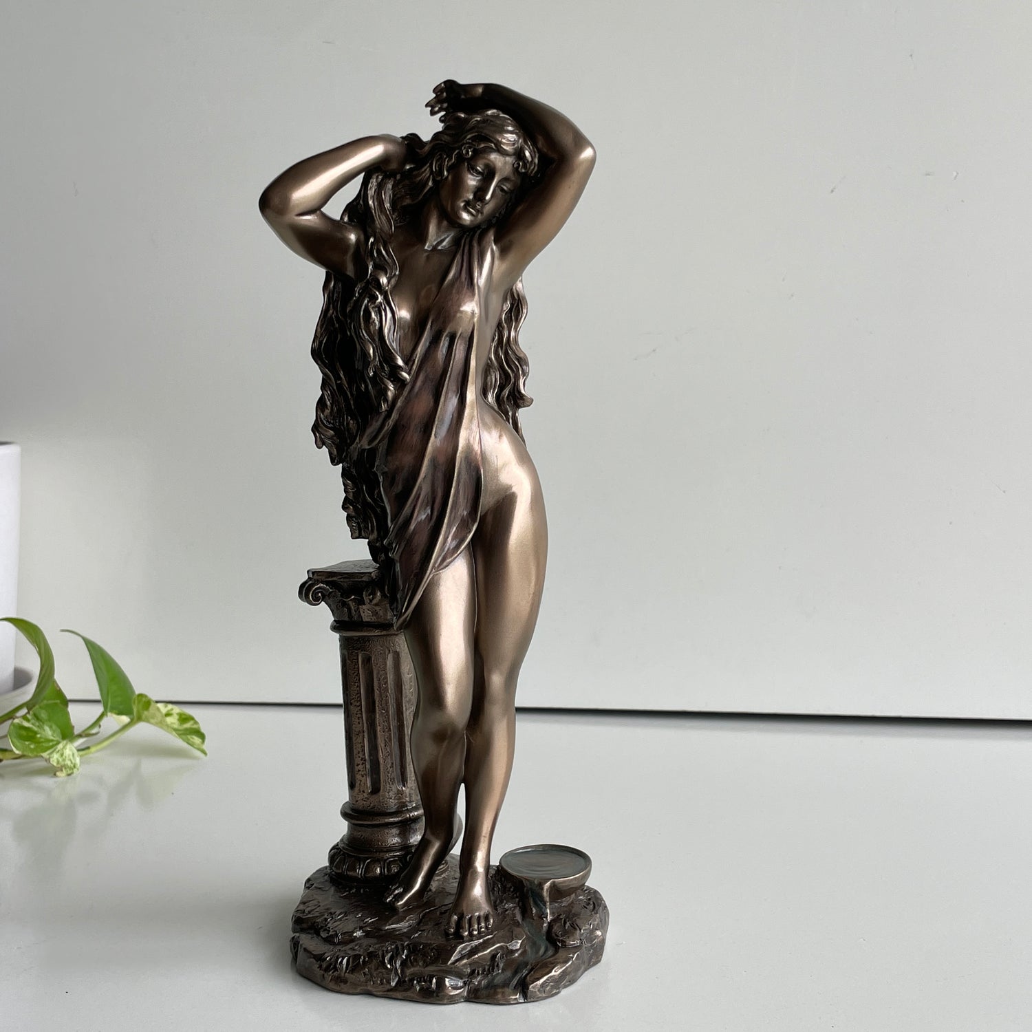 Aphrodite Statue C-548