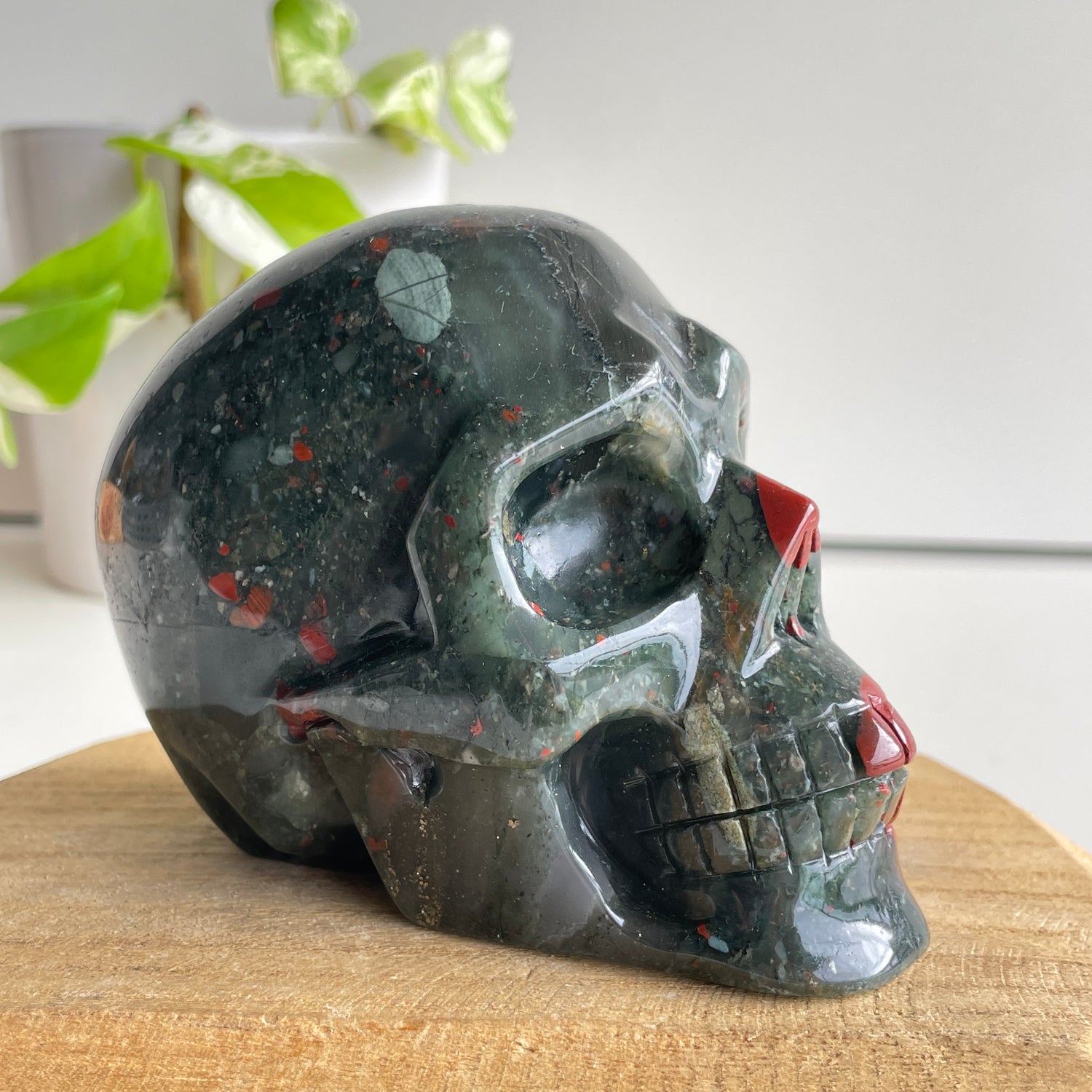 Bloodstone Skull 11.5cm