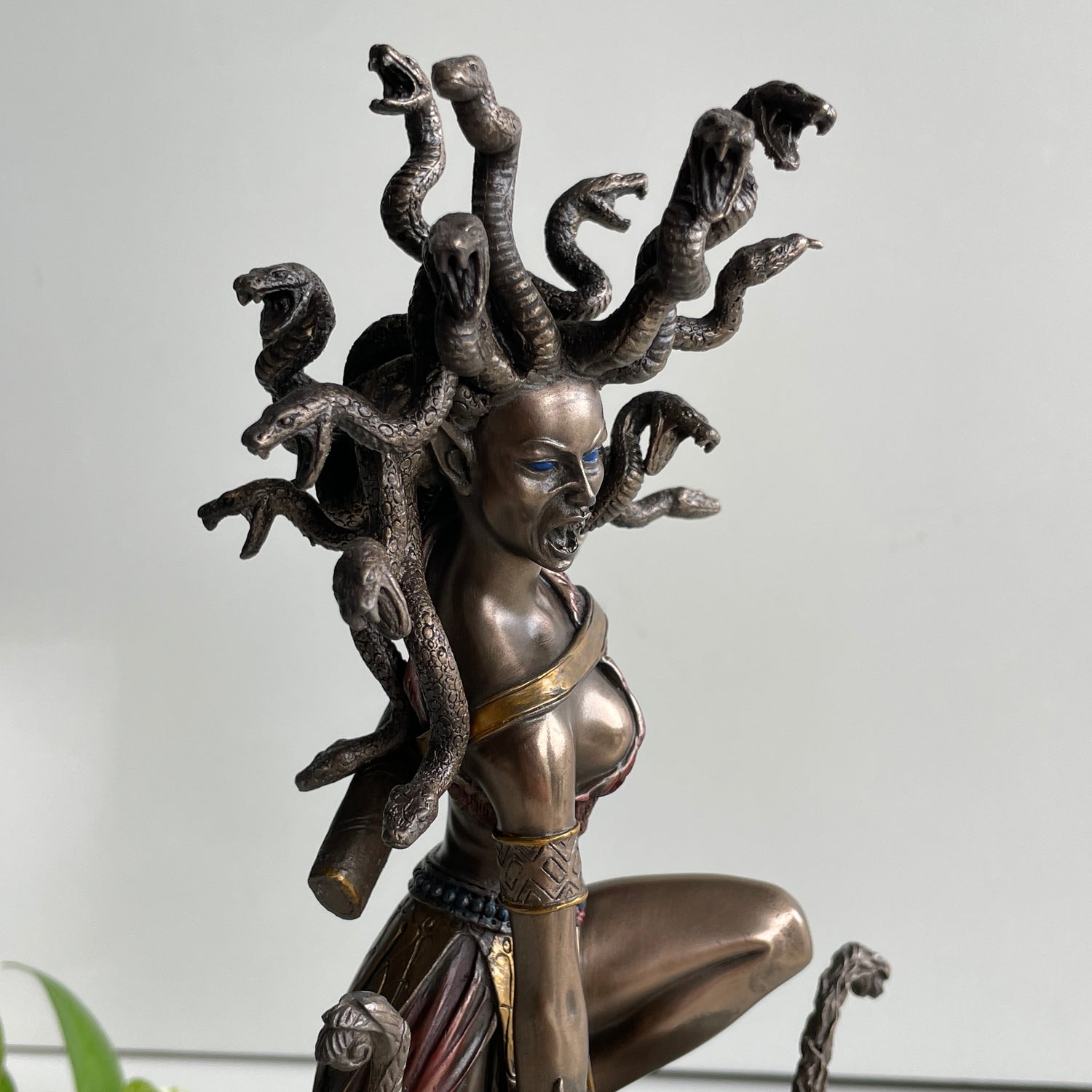 Medusa Statue C5013