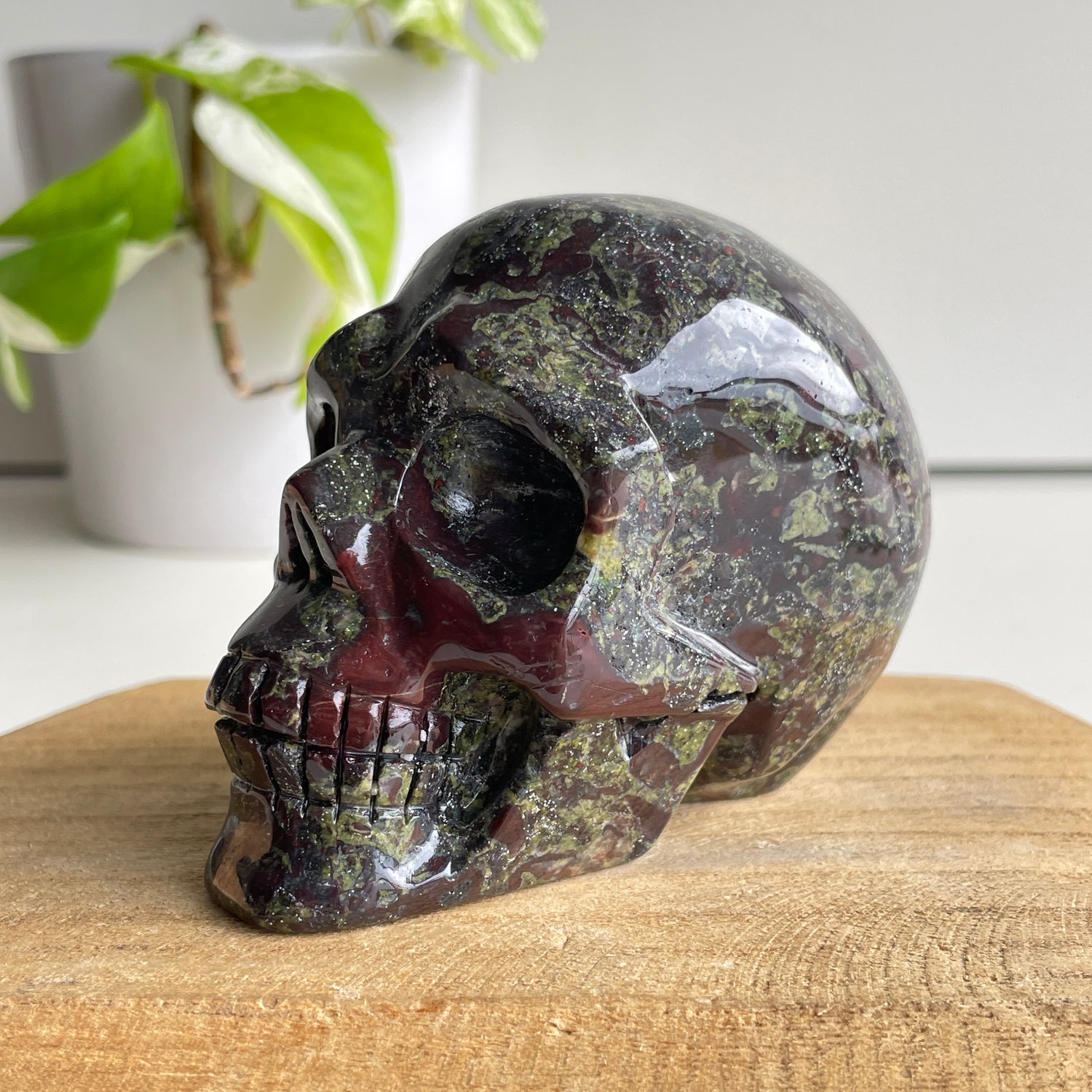 Dragon Blood Skull 9cm
