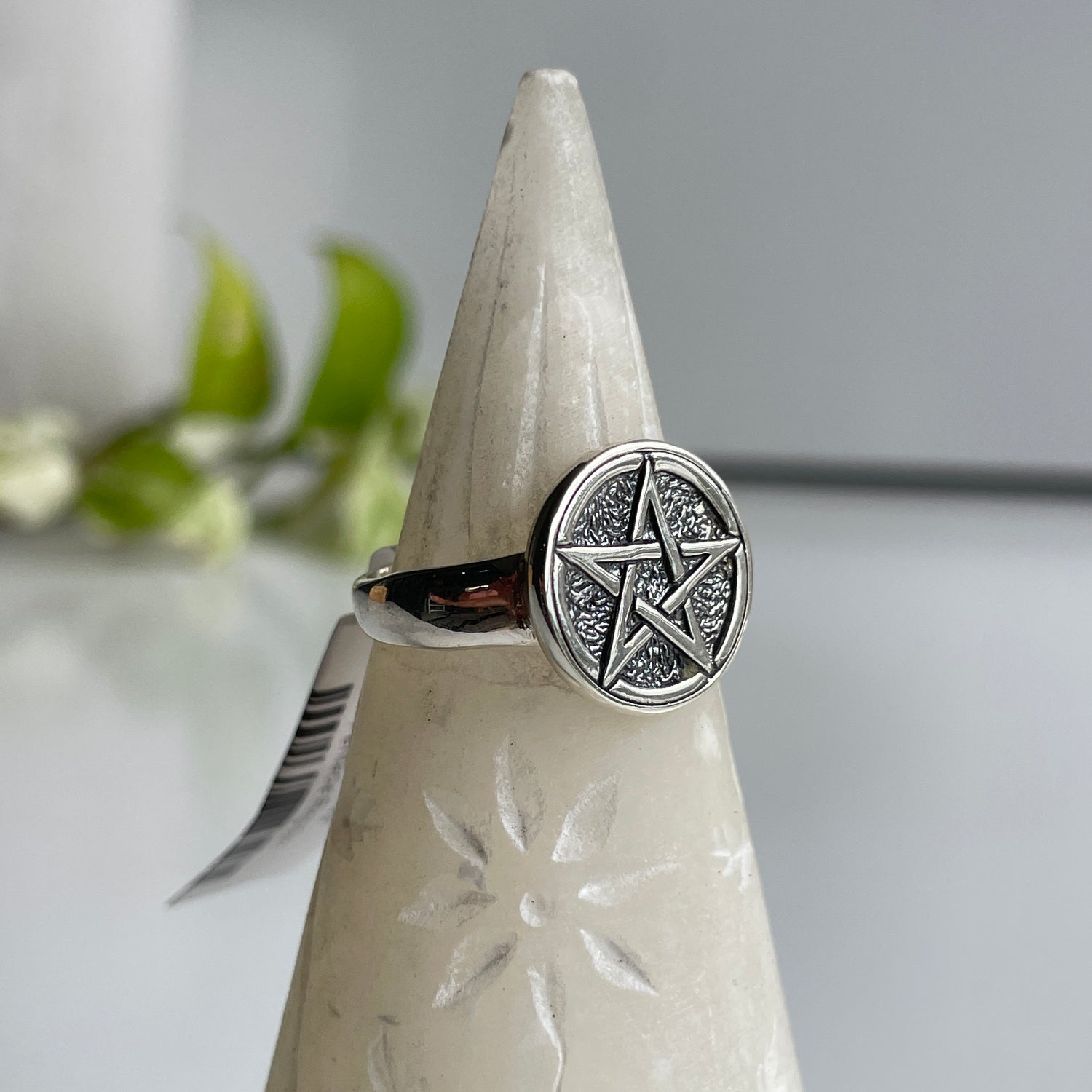 Pentacle Ring Sz11
