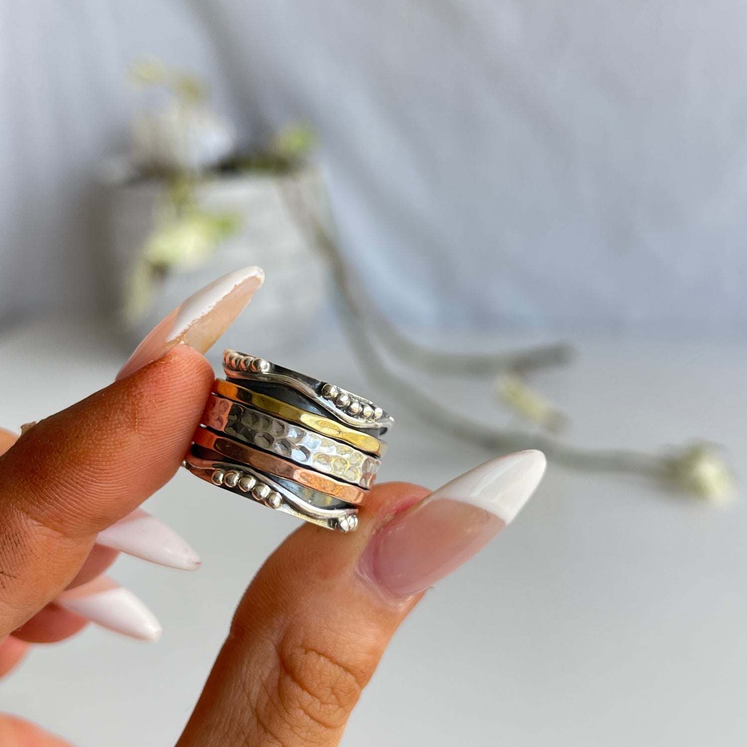 Tri Colour Wavey Dots Spinner Ring R3906