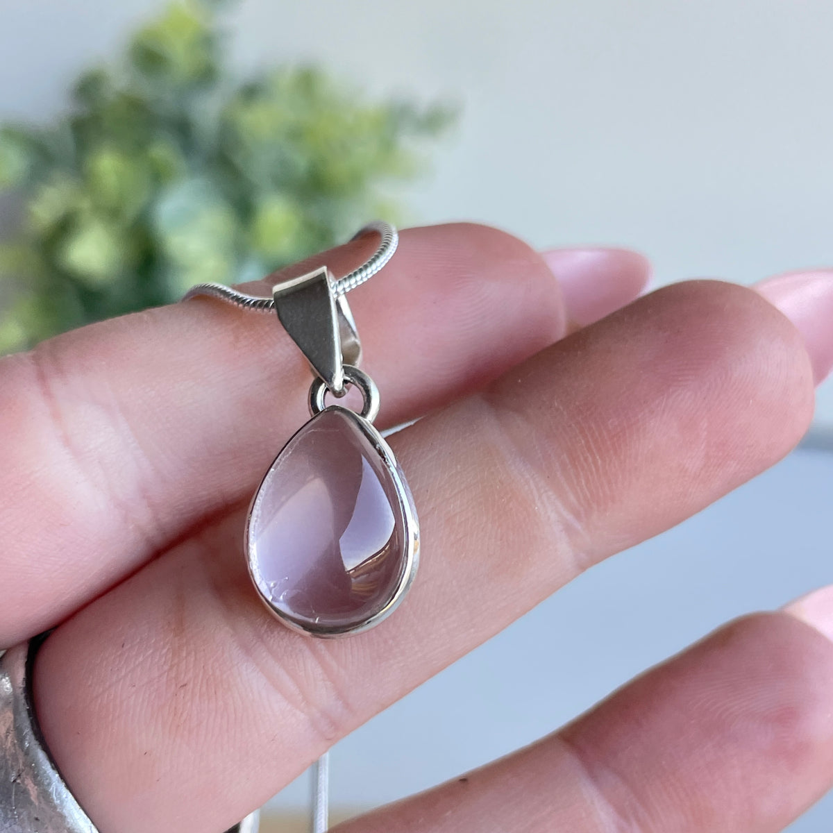 Rose Quartz Teardrop Pendant