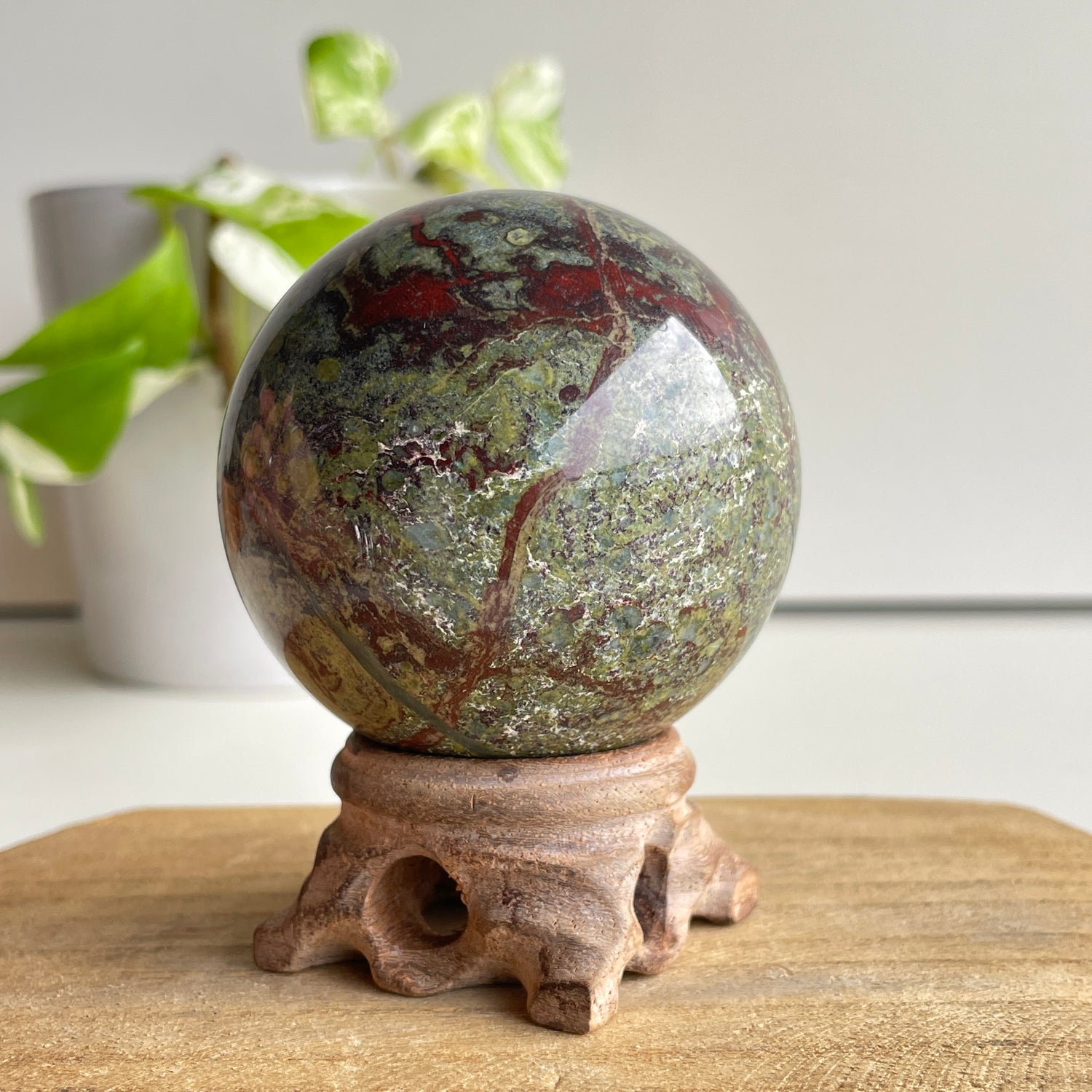 Dragons Blood Sphere 6.2cm
