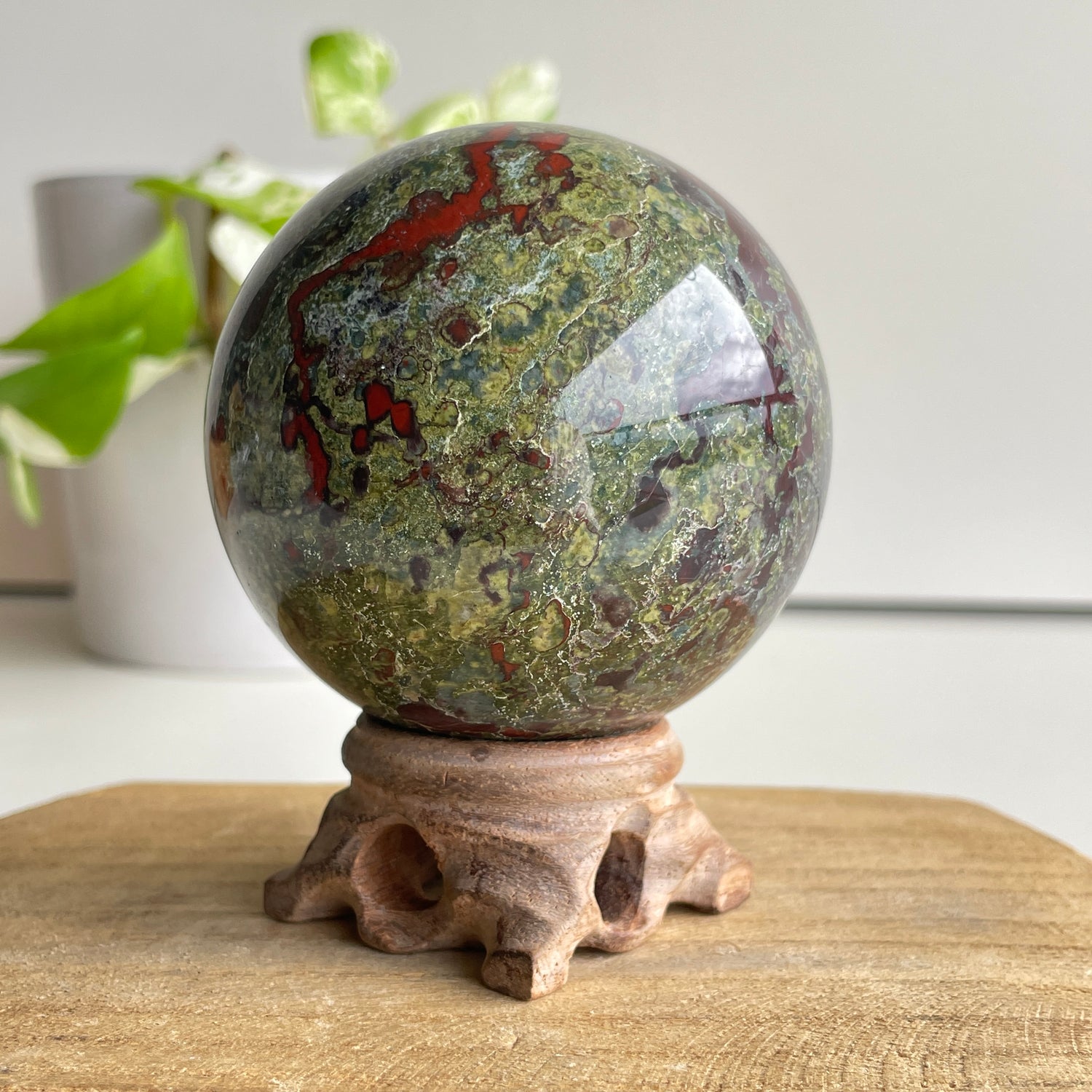 Dragons Blood Sphere 7cm