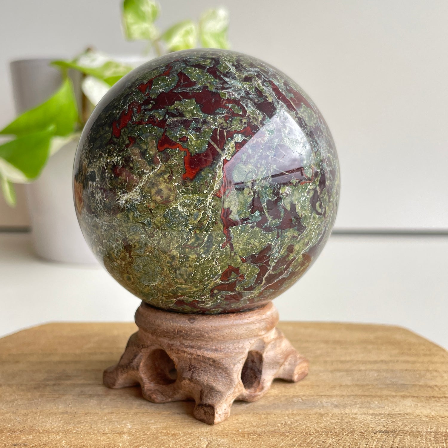 Dragons Blood Sphere 7cm