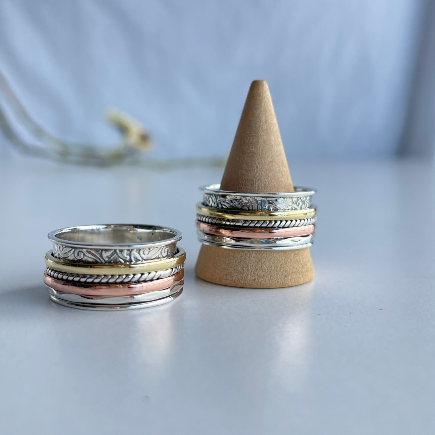 Tri Colour Twist Spinner Ring R3960
