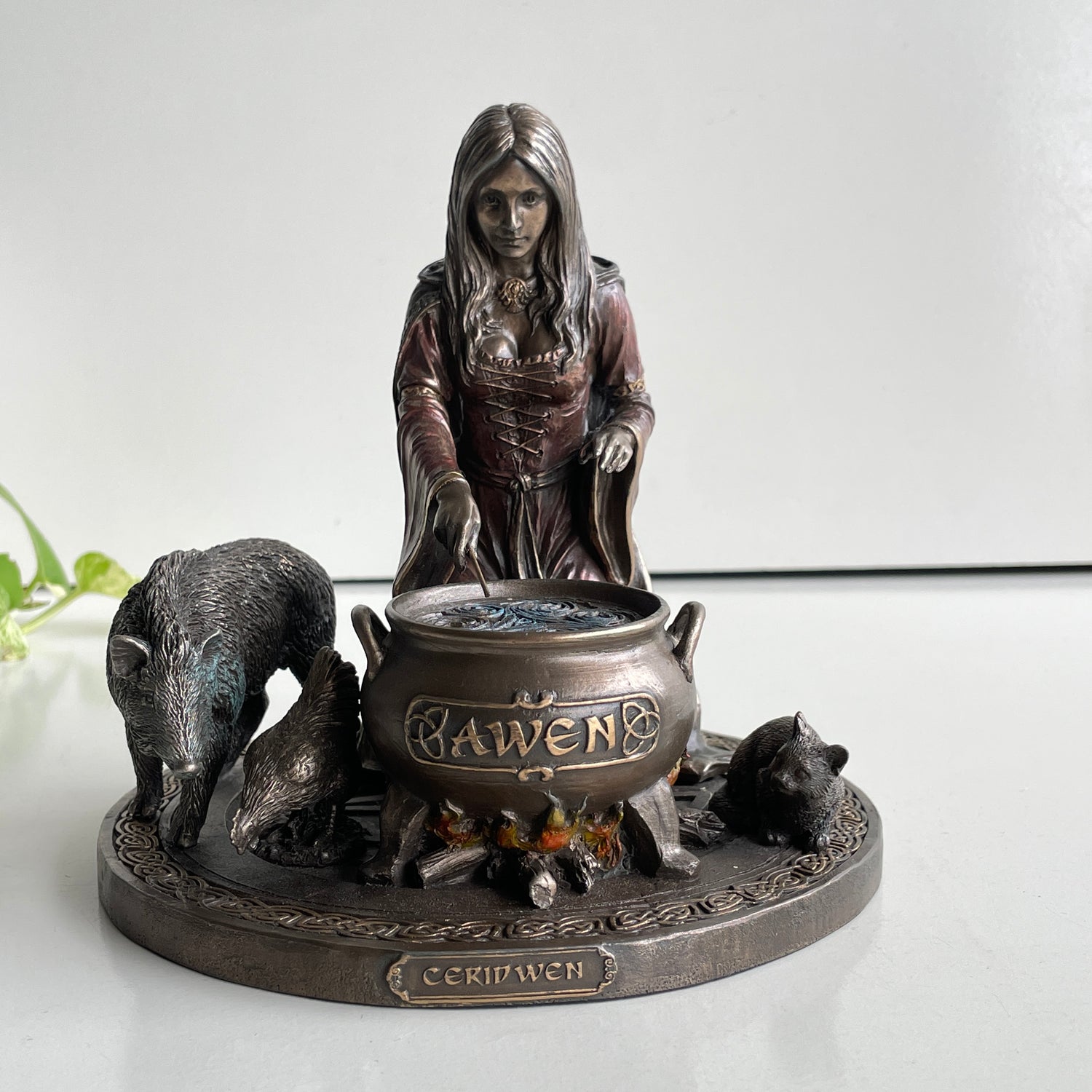 Cerridwen Statue C-5089