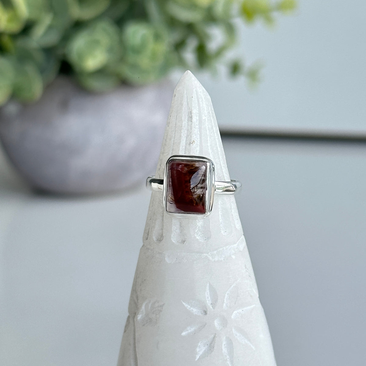 Super Seven Rectangle Ring Sz6
