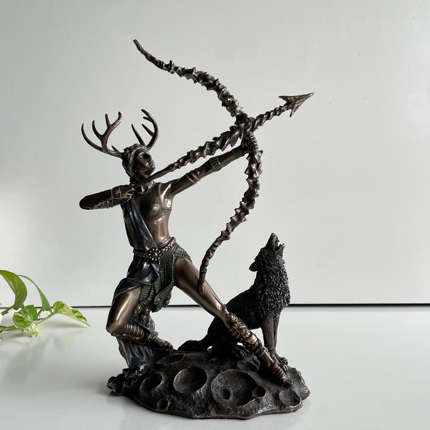 Artemis Statue C551