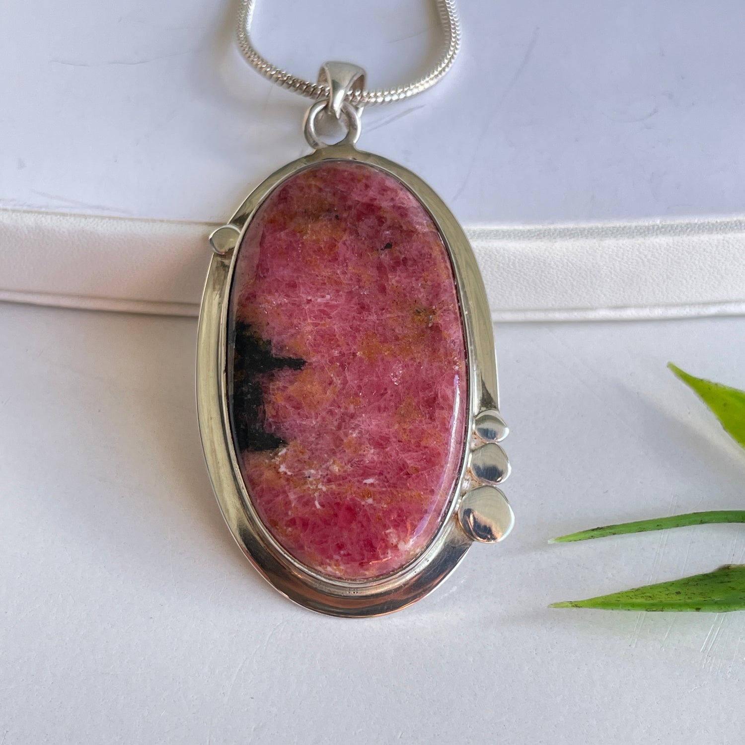 Rhodonite Oval Pendant 008