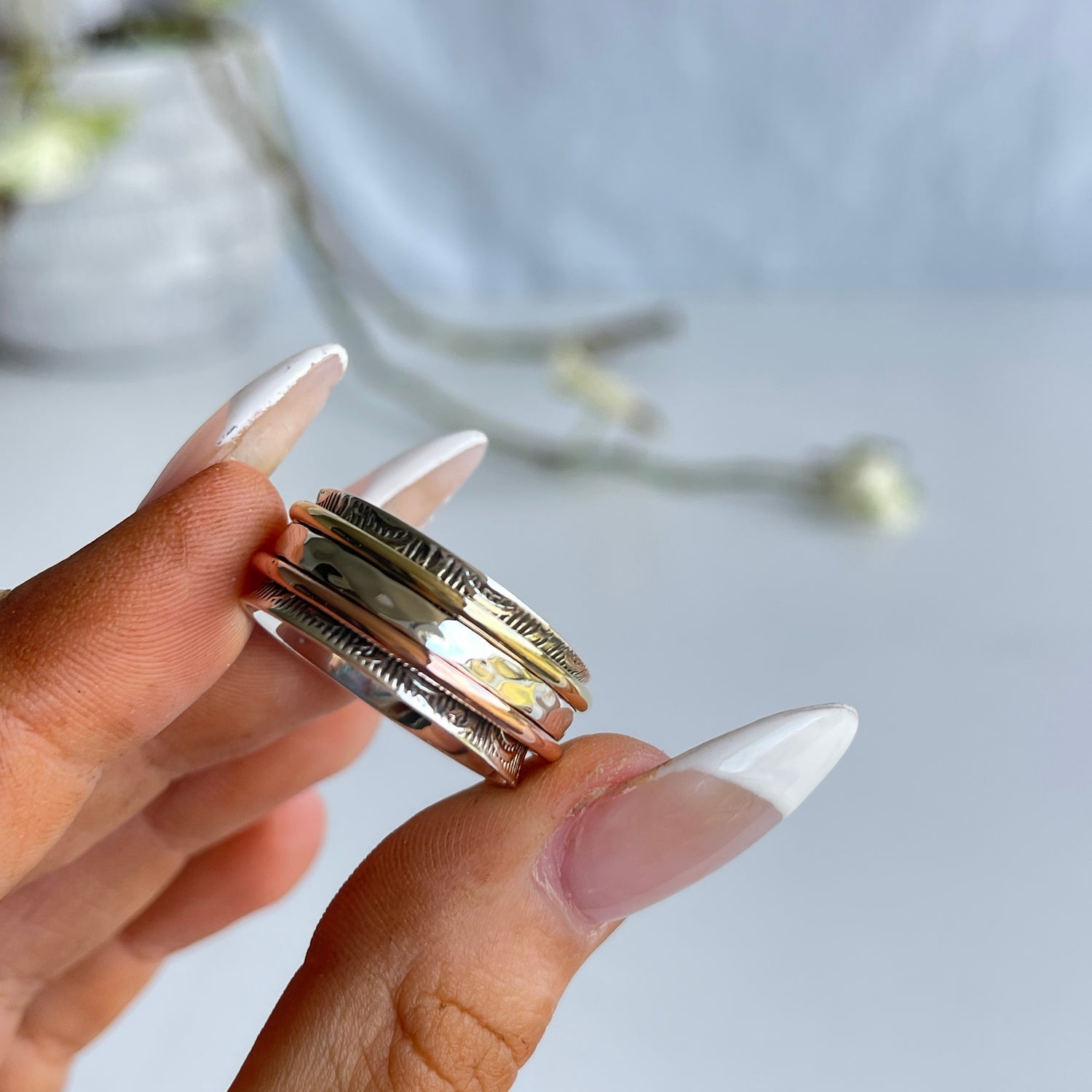 Tri Colour Patterned Spinner Ring R4204