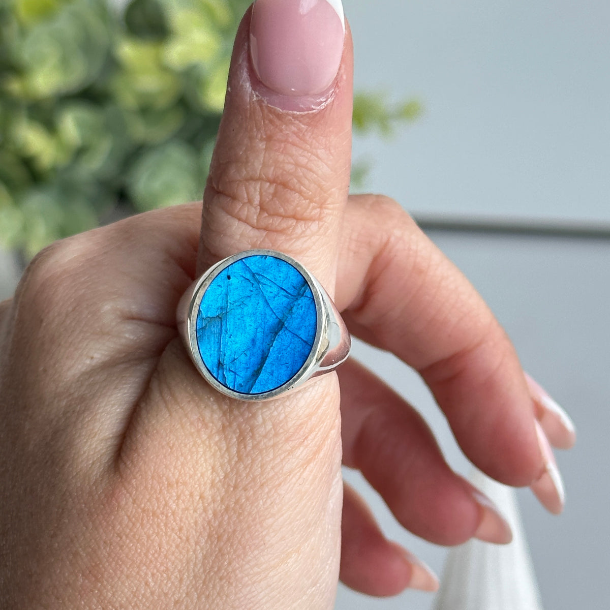 Labradorite Oval Ring Sz11