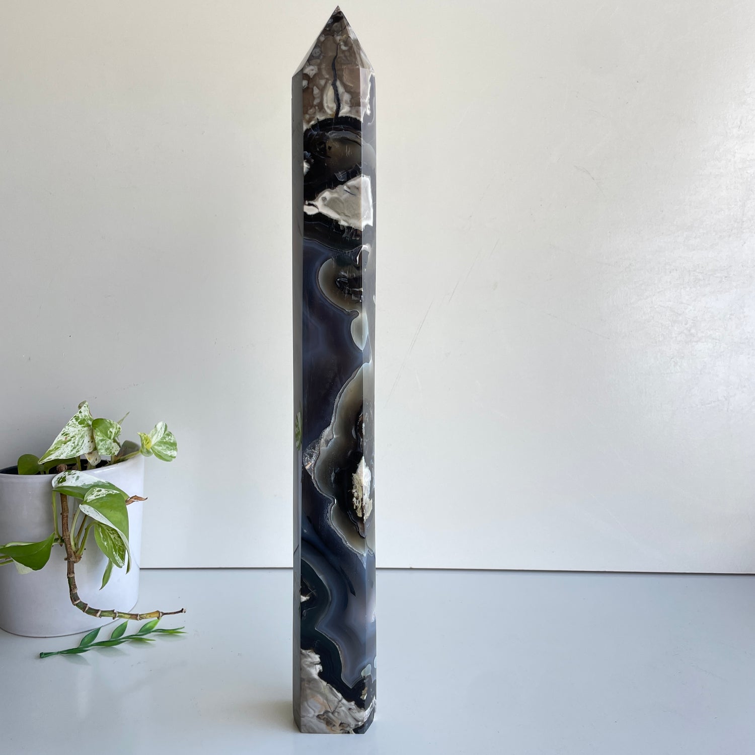 Volcano Agate Generator 46.7cm