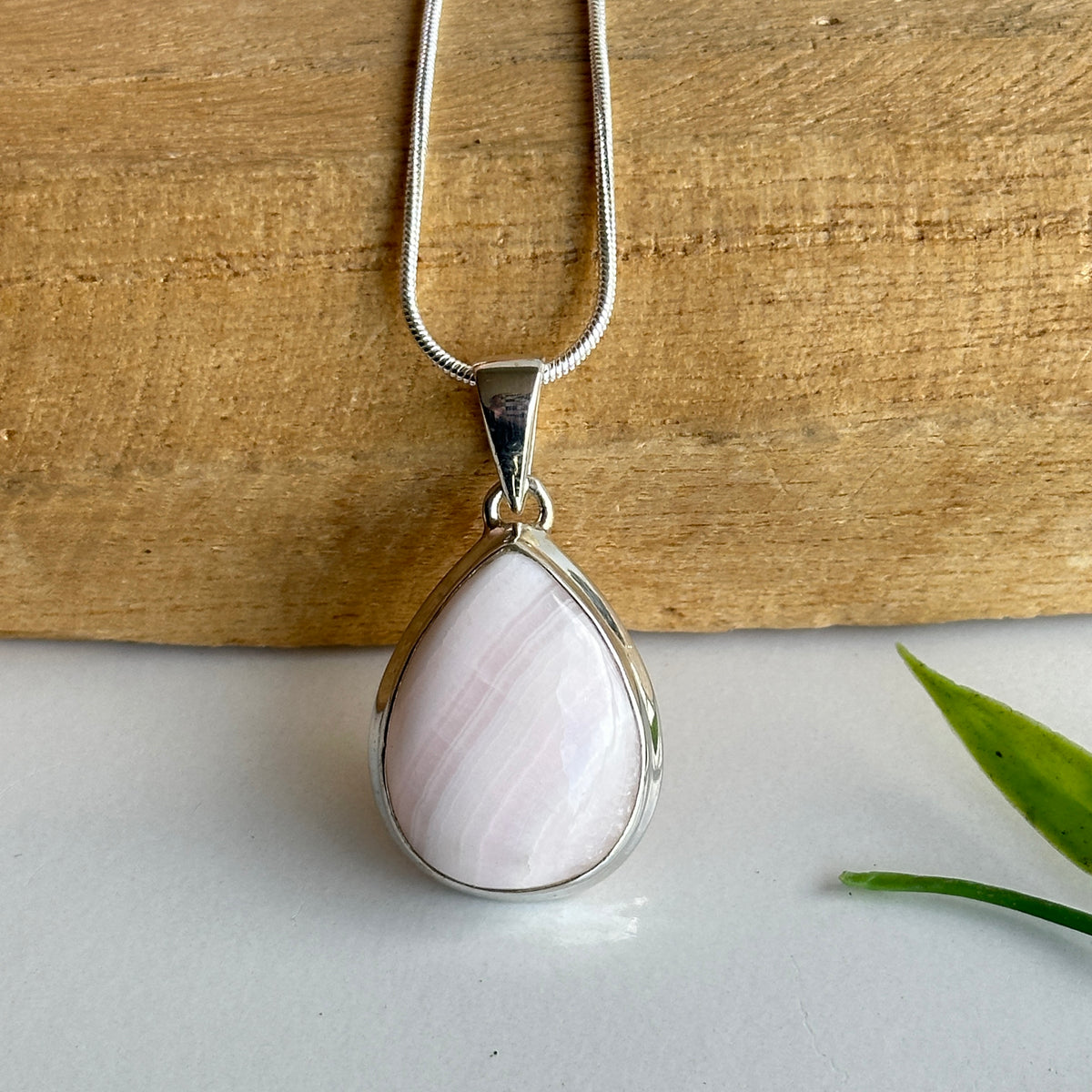 Mangano Calcite Teardrop Pendant