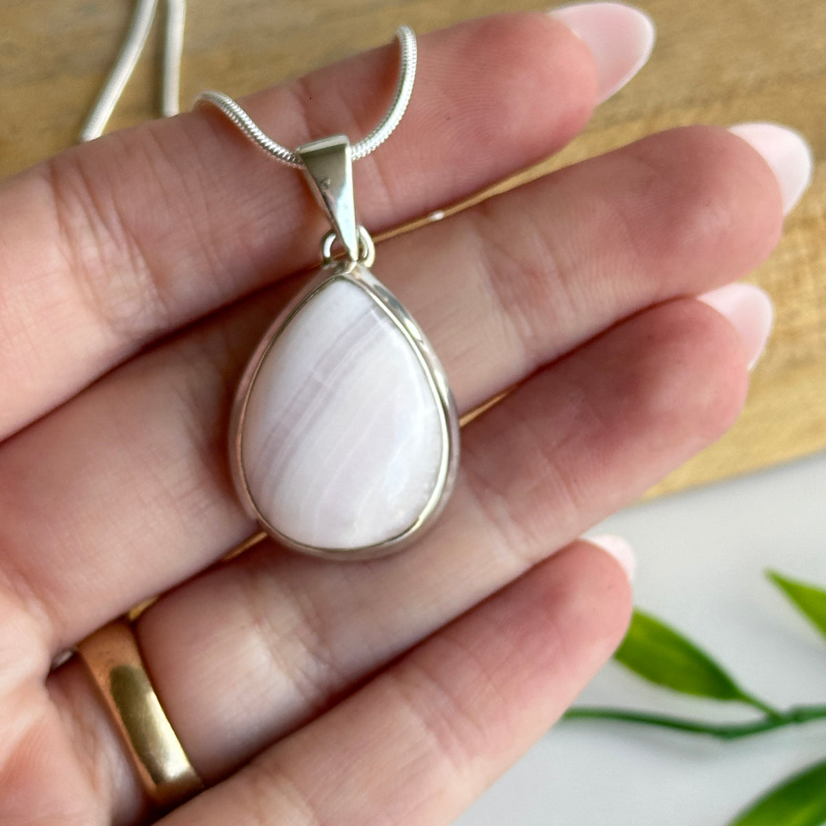 Mangano Calcite Teardrop Pendant