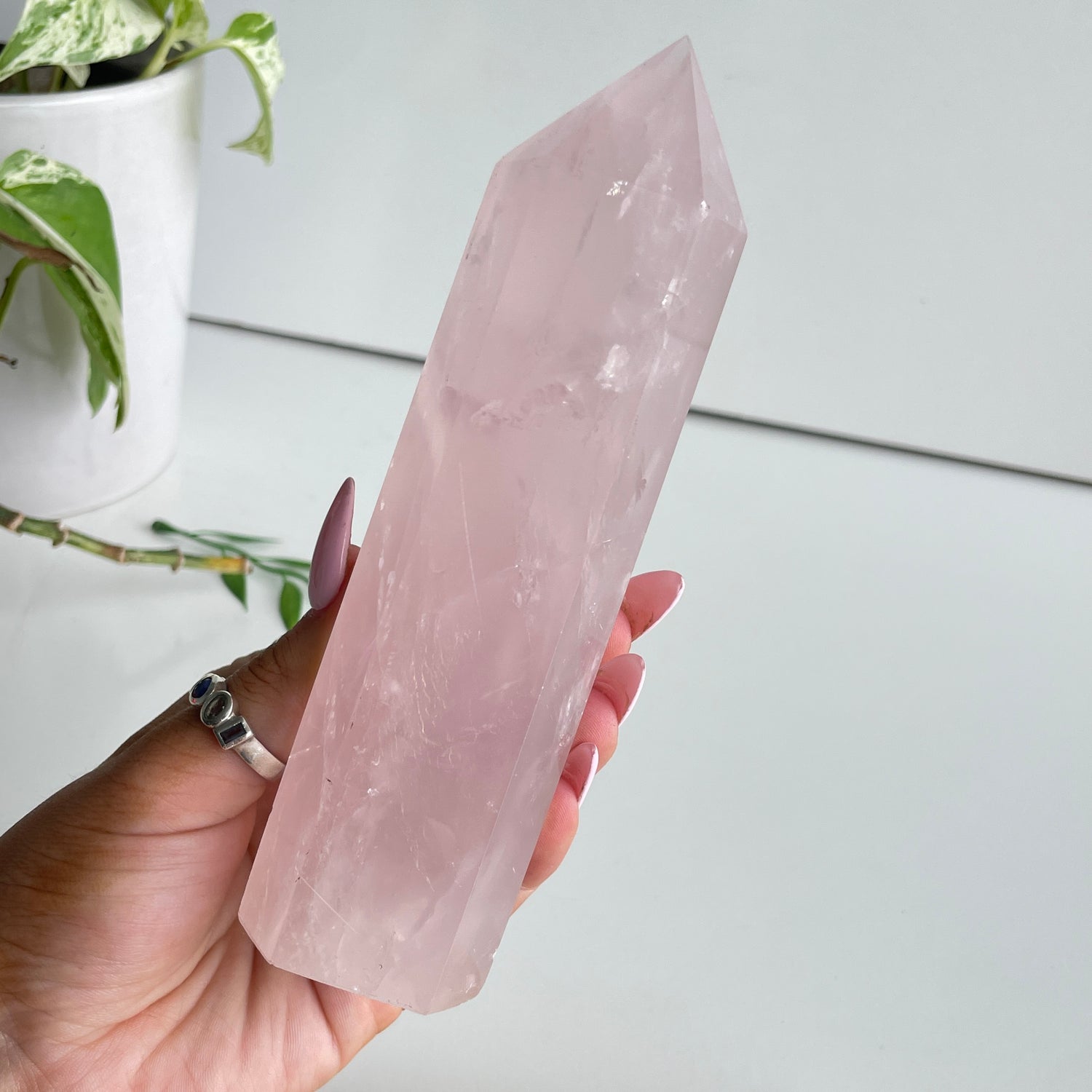 Rose Quartz Generator 15.7cm