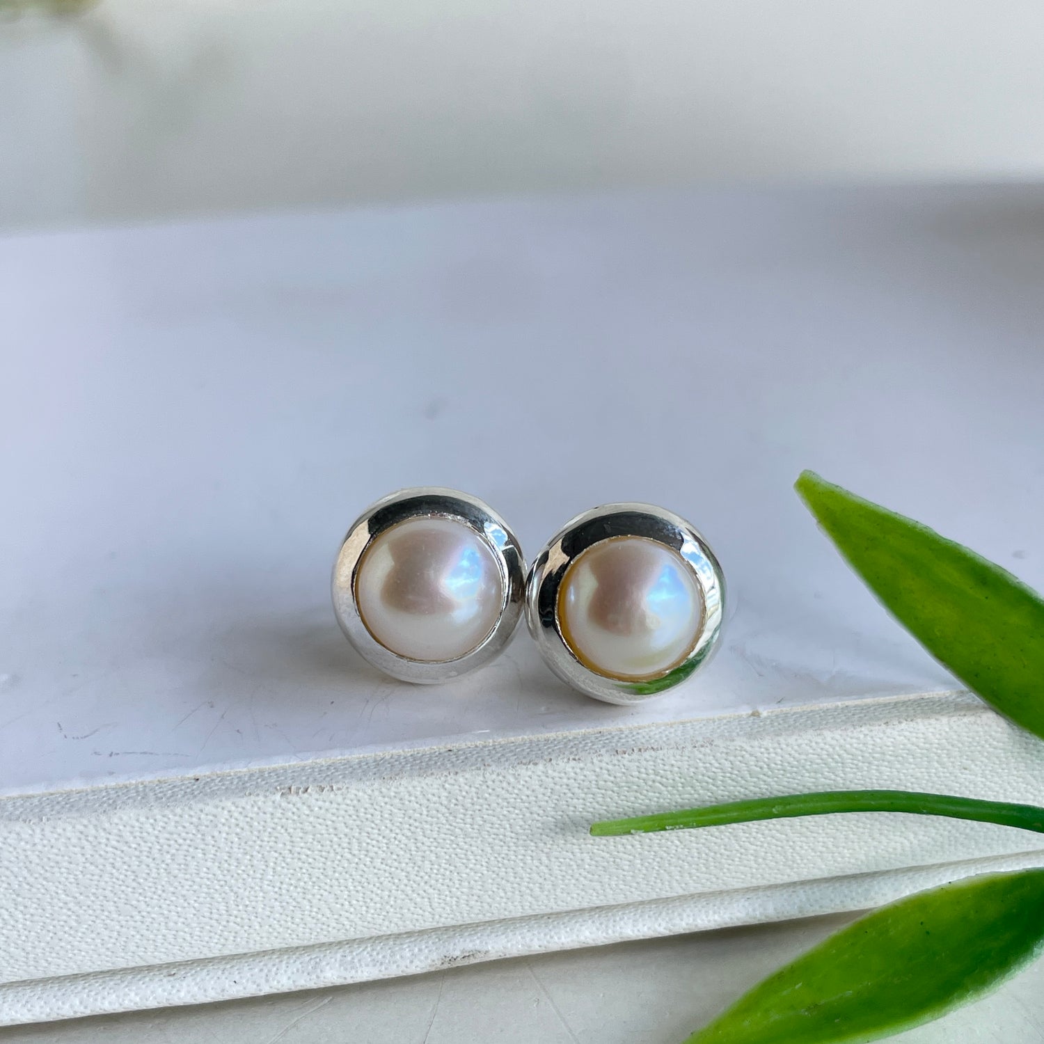 Pearl Round Stud Earrings
