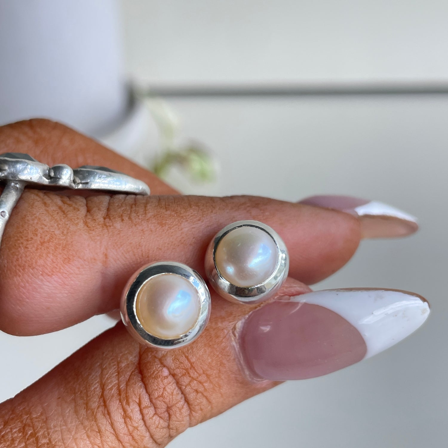 Pearl Round Stud Earrings