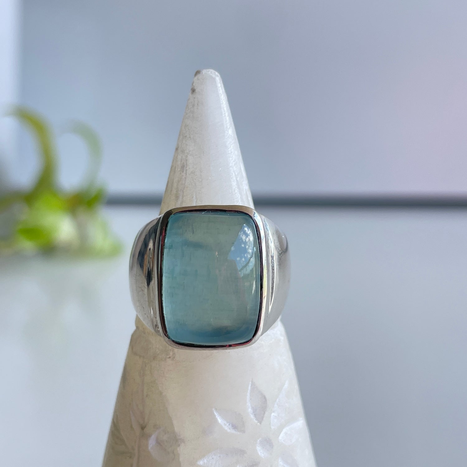Aquamarine Rectangle Ring Sz9 003