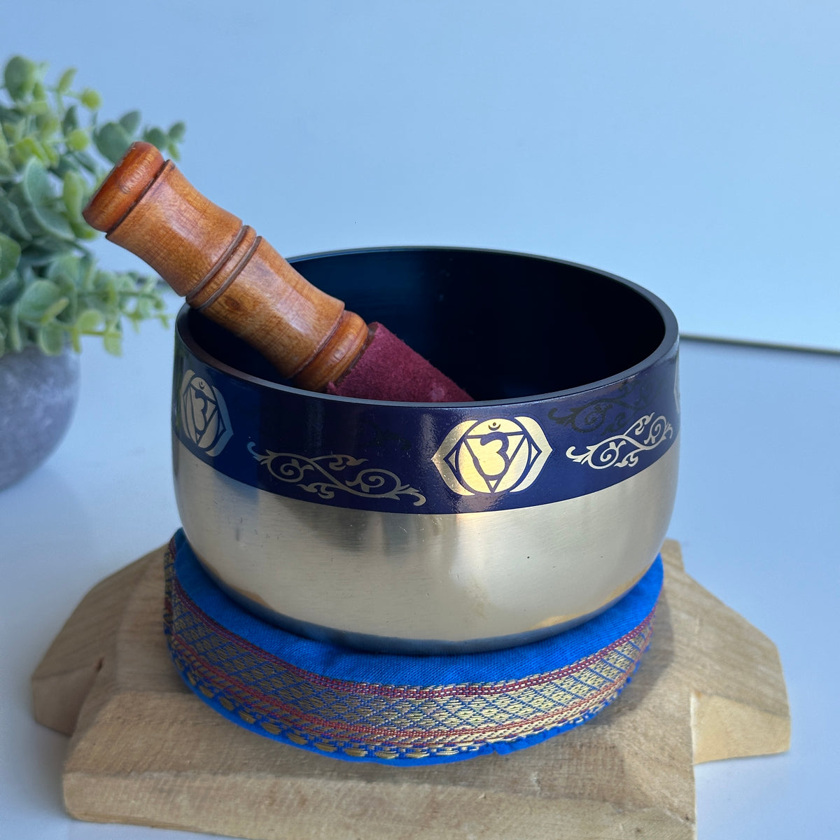 Third Eye Chakra Singing Bowl 7ci